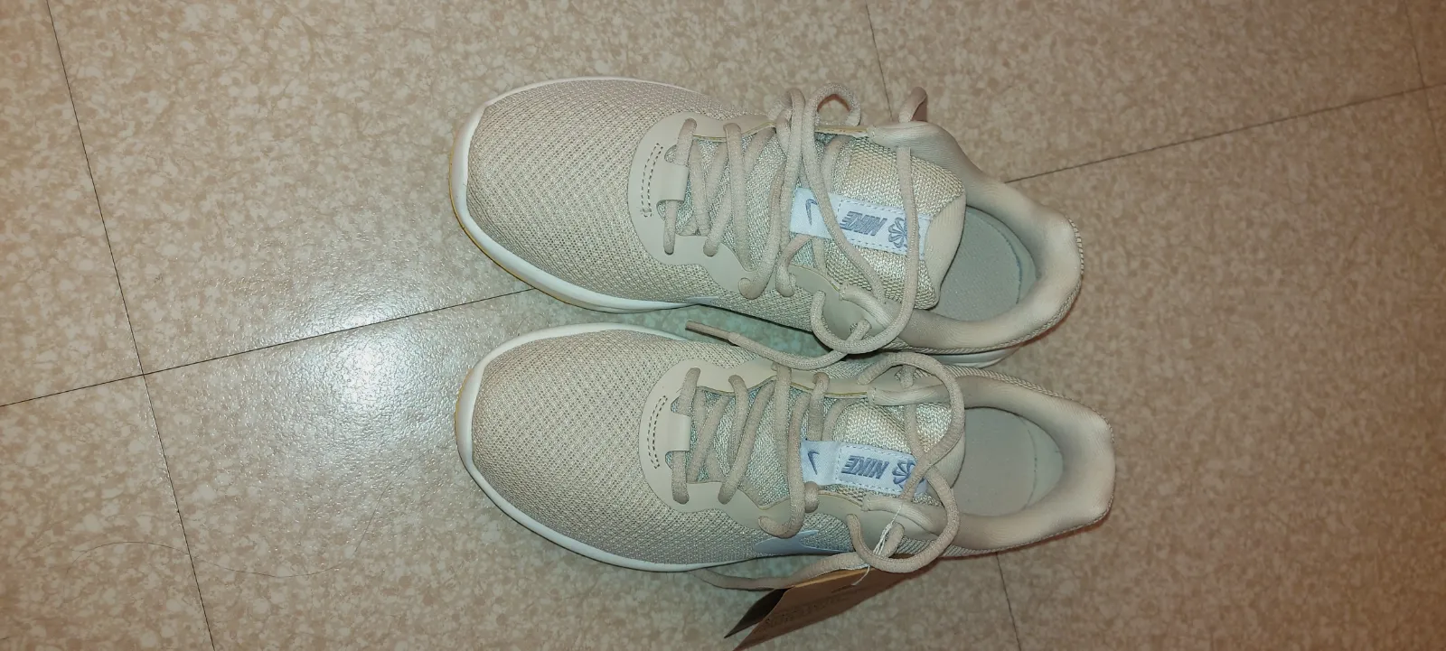 Basquet nike – Nike – taille EU 38 5
