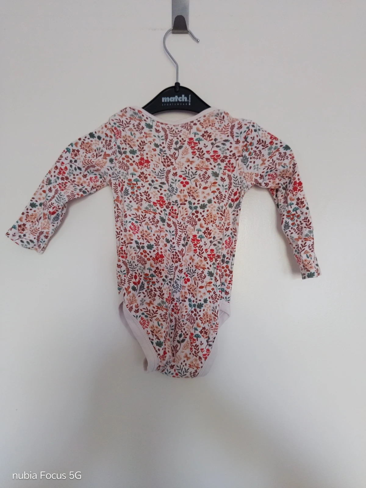Kinder body gr. 74 – C&A – taille 9-12 Monate / 74 2