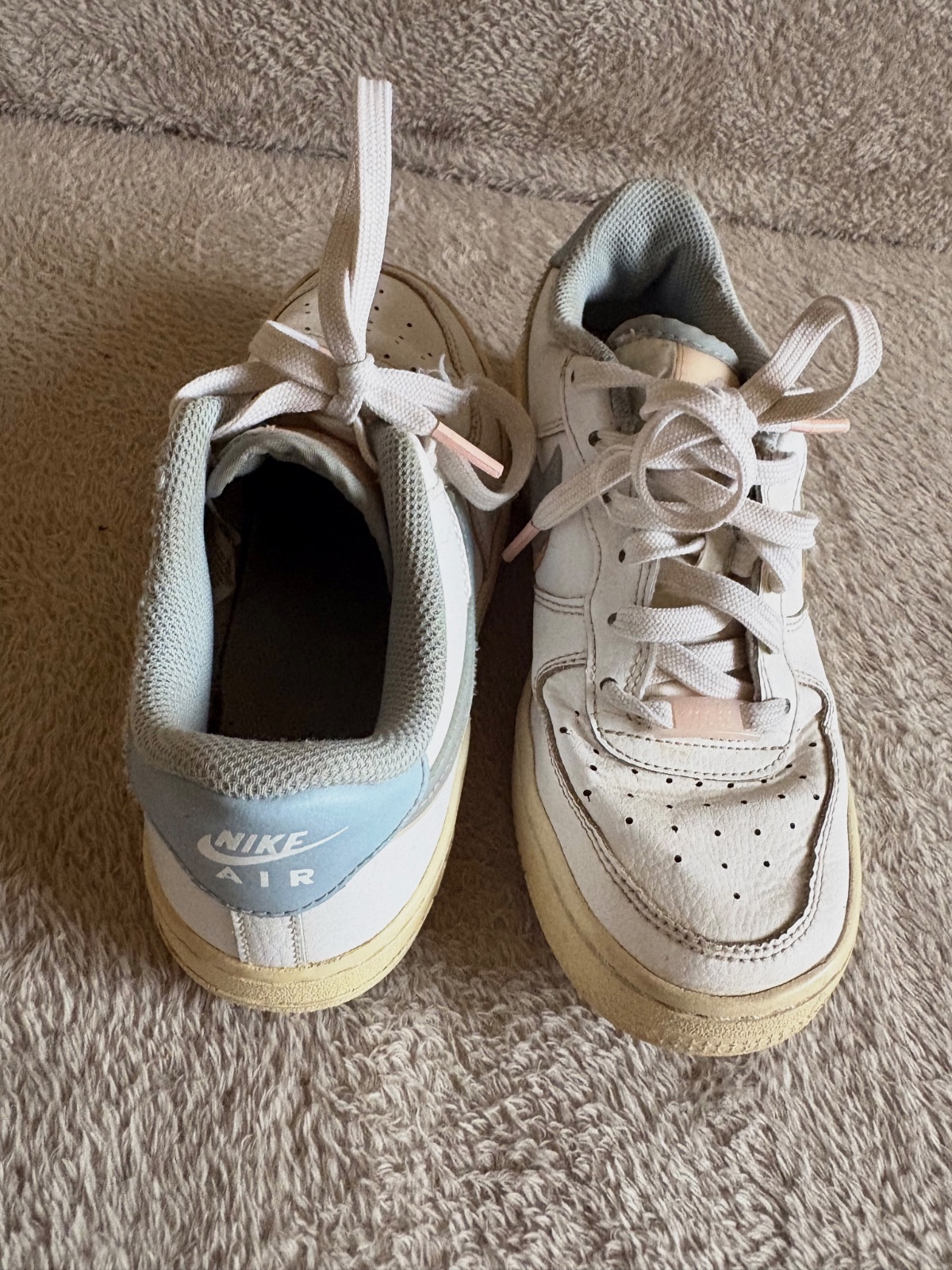 Nike air femme taille 36,5 blanche rose et bleu – Nike – taille EU 36 2