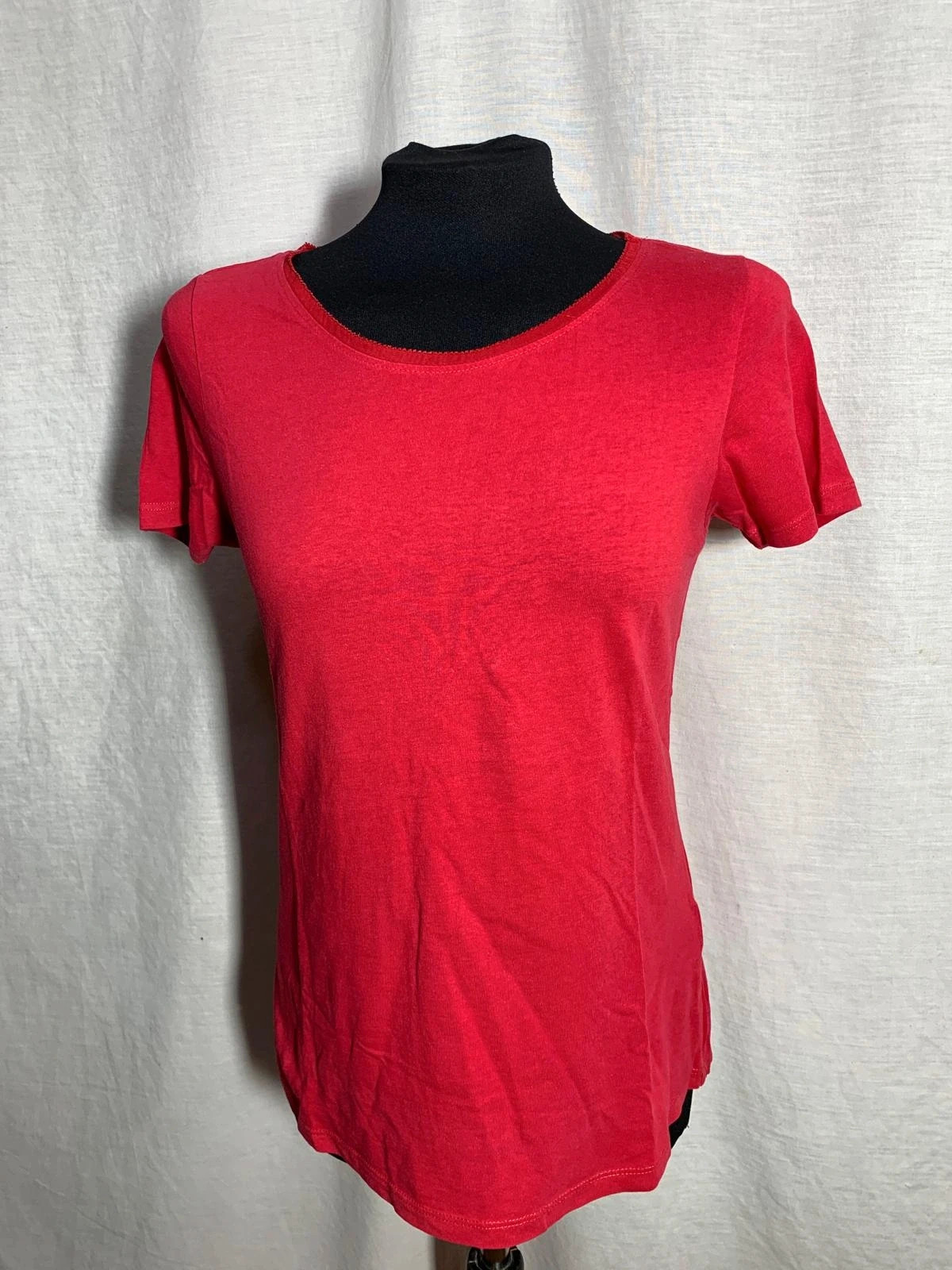 Camiseta roja básica | Red short sleeve t-shirt | Sfera Basic – Sfera Basic – taille M / 38 / 10 4