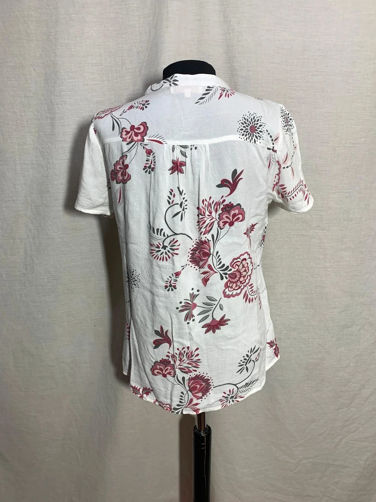 Blusa blanca con estampado floral burdeos | White floral short sleeve blouse | Amichi – Amichi – taille M / 38 / 10 2