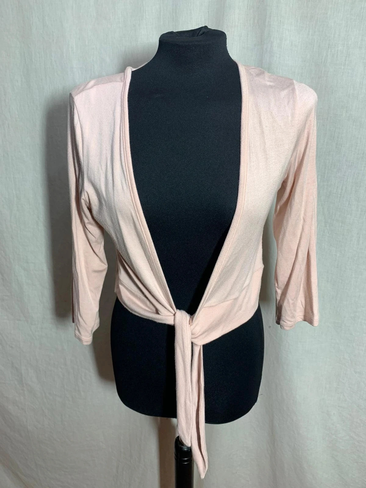 Chaqueta corta rosa de punto con lazada | Pink tie-front cardigan | Zara – Zara – taille L / 40 / 12 4