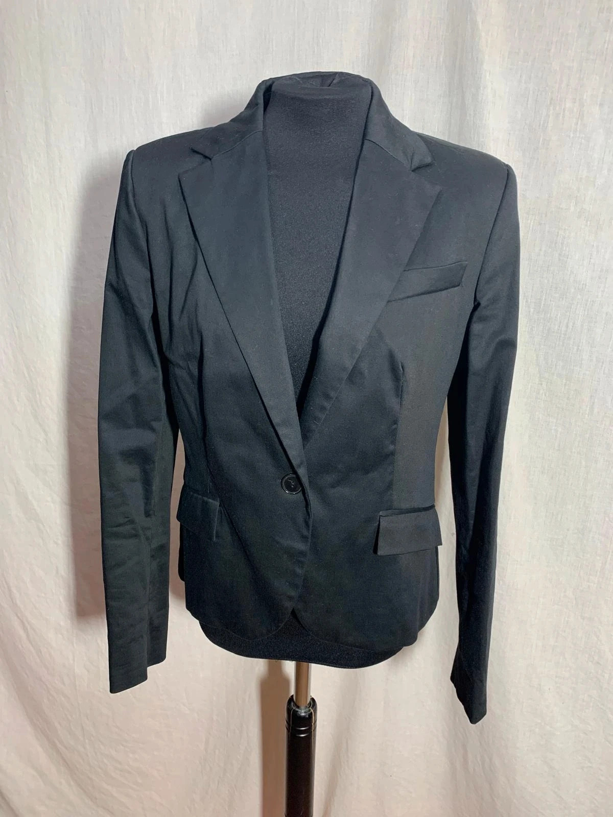 Blazer negra entallada de algodón con un botón | Black fitted blazer | Zara – Zara – taille L / 40 / 12 3