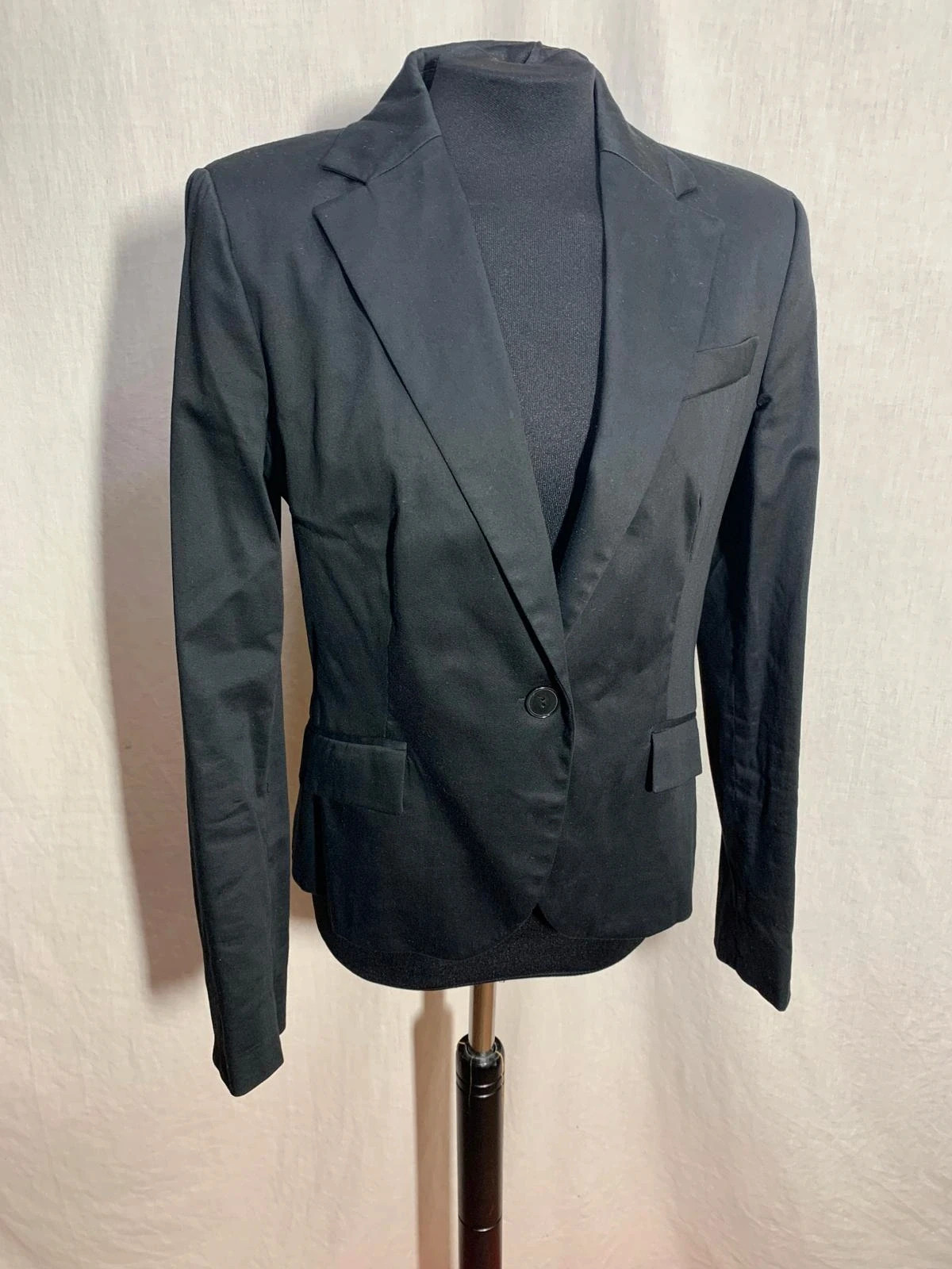 Blazer negra entallada de algodón con un botón | Black fitted blazer | Zara – Zara – taille L / 40 / 12 4