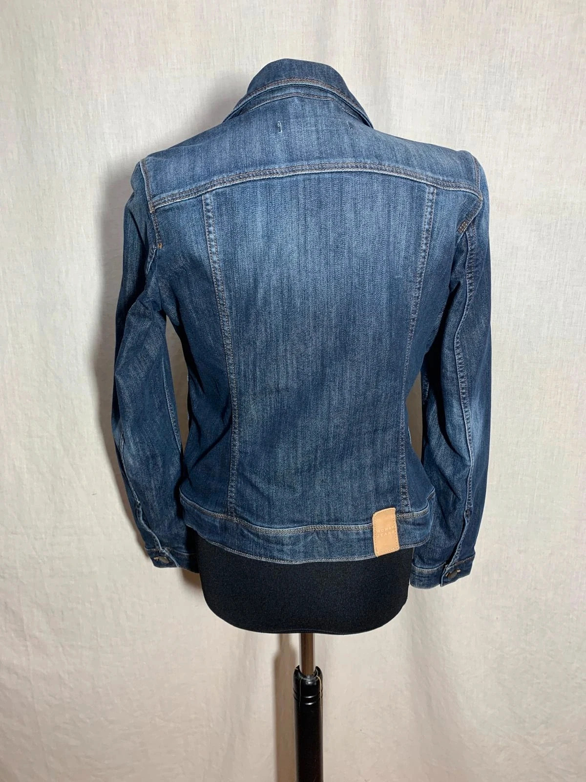 Chaqueta vaquera entallada azul lavada | Fitted denim jacket | Zara – Zara – taille L / 40 / 12 2