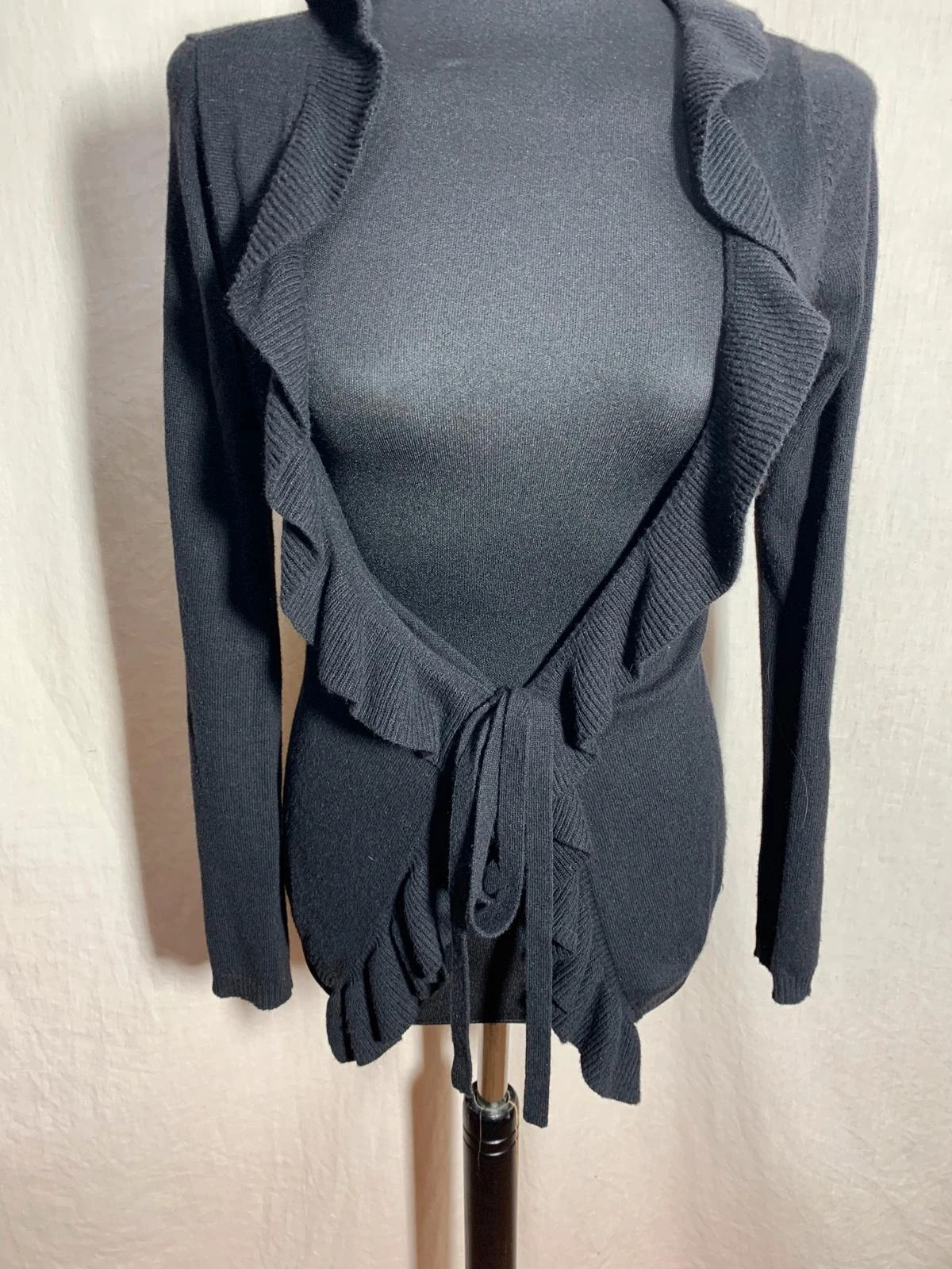 Cárdigan negro de punto fino con volantes | Ruffled black cardigan | Zara – Zara – taille M / 38 / 10 5
