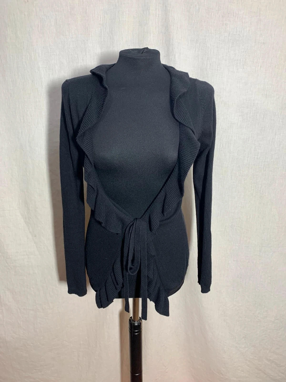 Cárdigan negro de punto fino con volantes | Ruffled black cardigan | Zara – Zara – taille M / 38 / 10