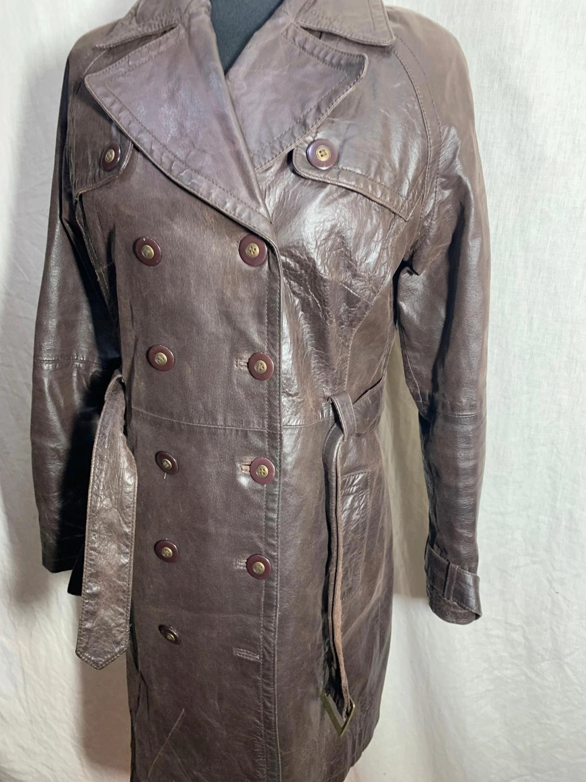 Gabardina de piel en color marrón | Brown leather trench coat | FRN – FRN – taille M / 38 / 10 4
