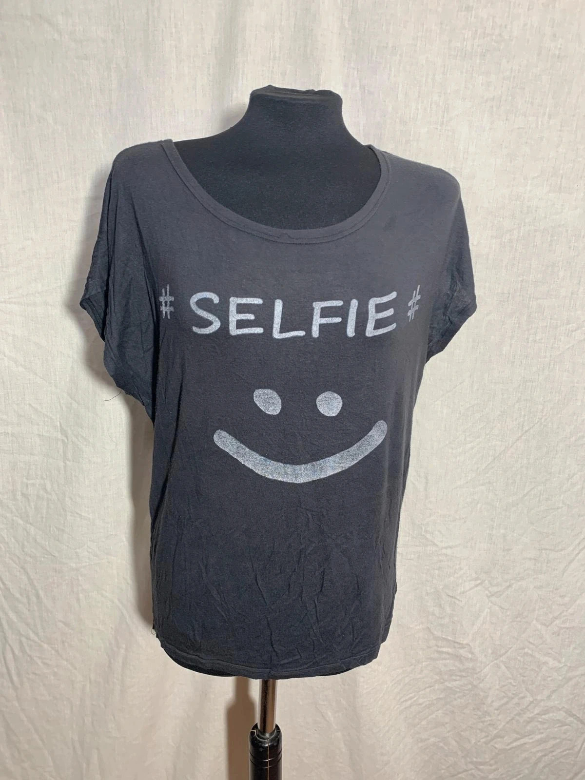 Camiseta gris oscuro | Dark grey t-shirt – taille M / 38 / 10 3