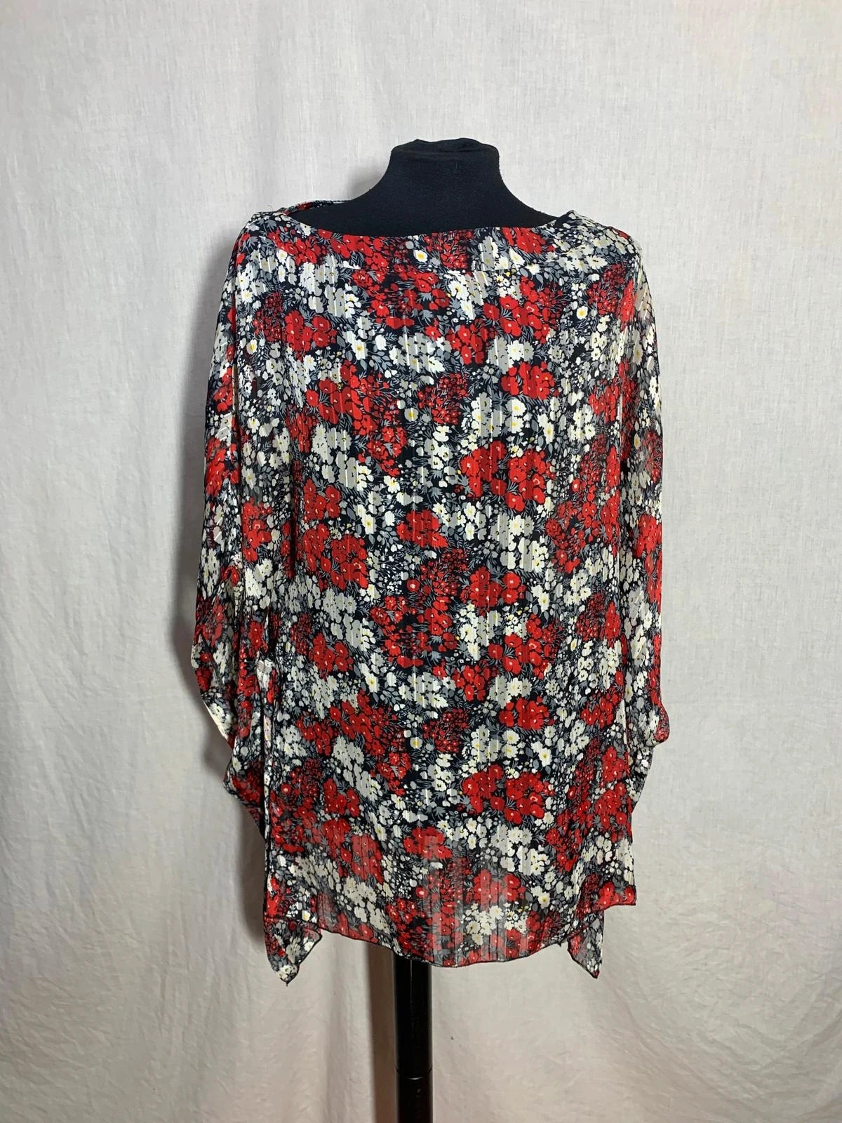 Blusa holgada de gasa plisada con estampado floral | Floral pleated chiffon blouse | Fresa – taille M / 38 / 10