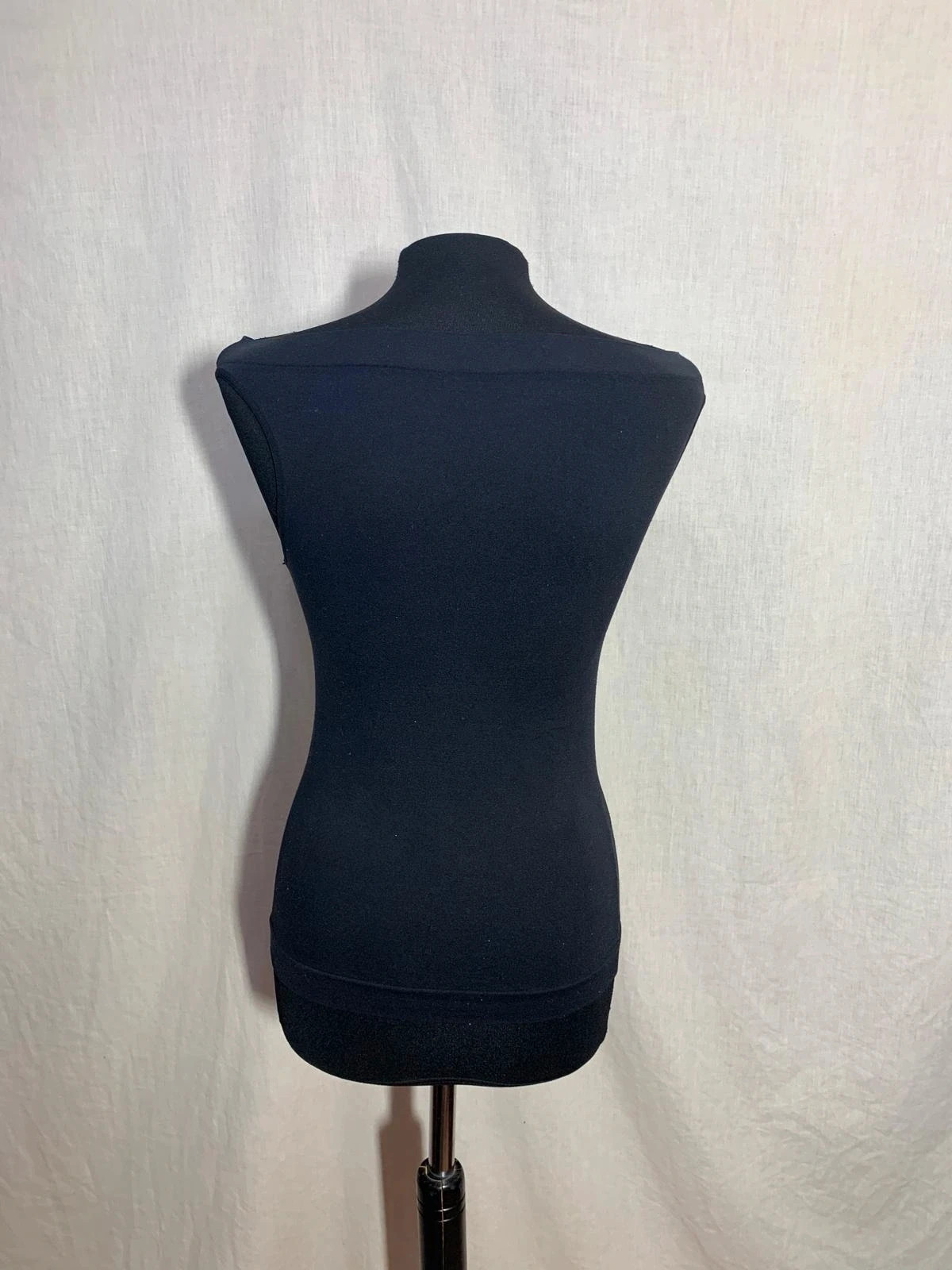 Top / Camiseta negra con escote barco elástico | Black off-shoulder top – taille M / 38 / 10 2
