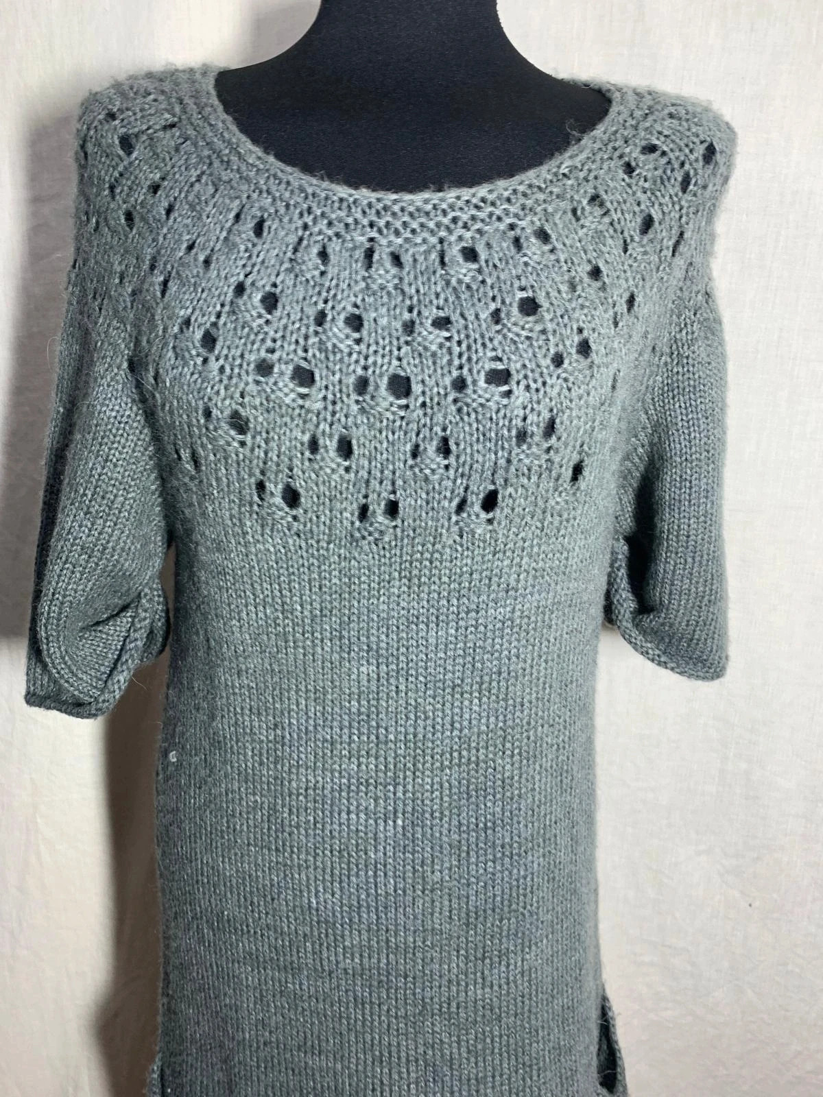 Vestido de punto gris con calados | Grey knit dress | Sfera – Sfera – taille L / 40 / 12 4