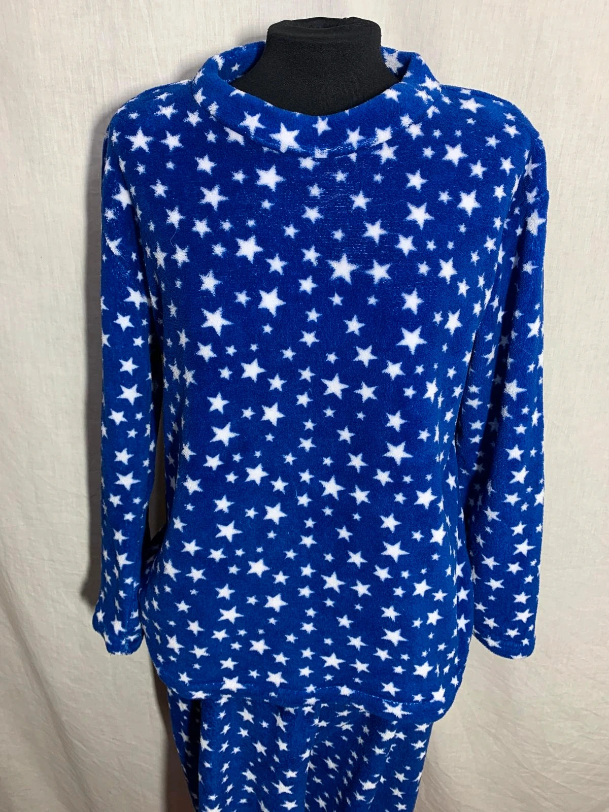Conjunto de pijama azul con estampado de estrellas | Blue star print pajama set | Tramas – tramas – taille M / 38 / 10 5