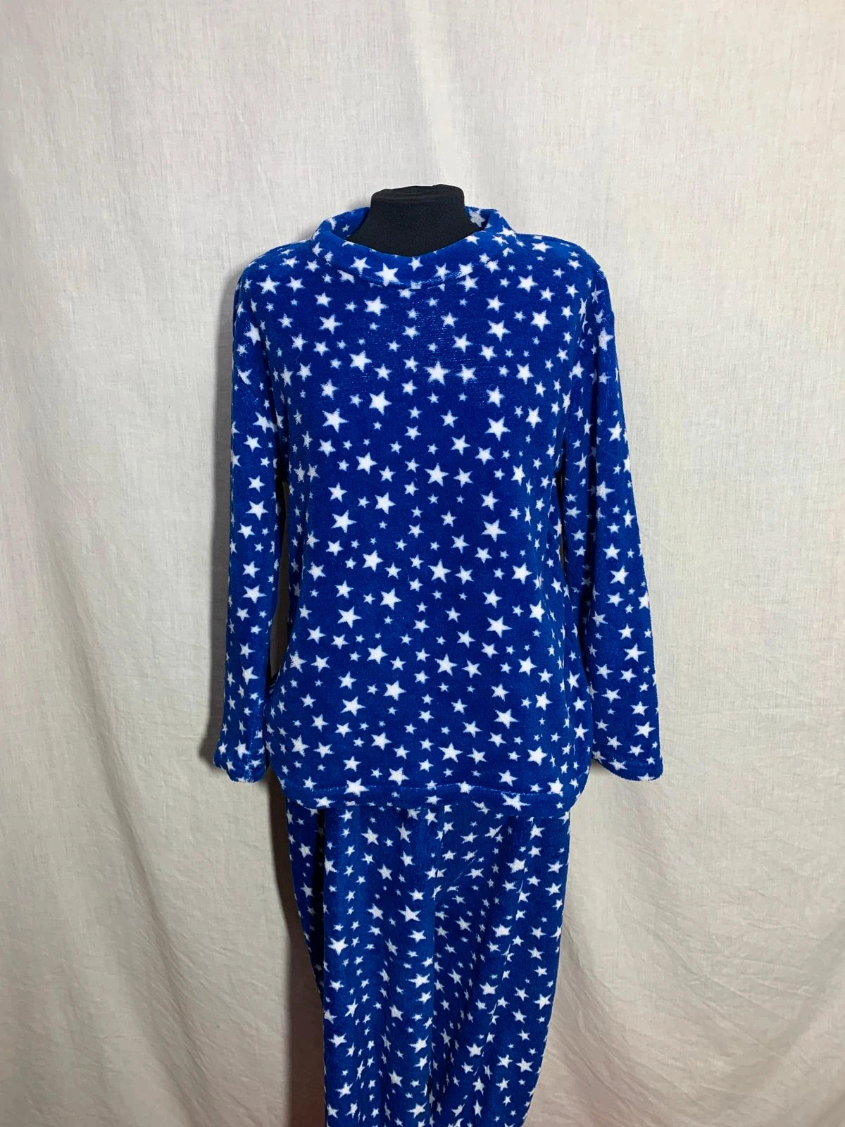 Conjunto de pijama azul con estampado de estrellas | Blue star print pajama set | Tramas – tramas – taille M / 38 / 10