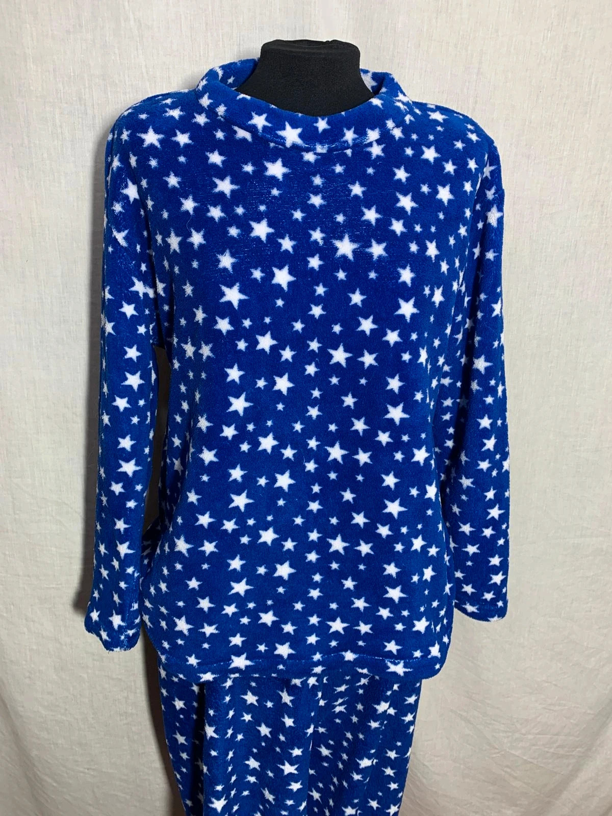 Conjunto de pijama azul con estampado de estrellas | Blue star print pajama set | Tramas – tramas – taille M / 38 / 10 3