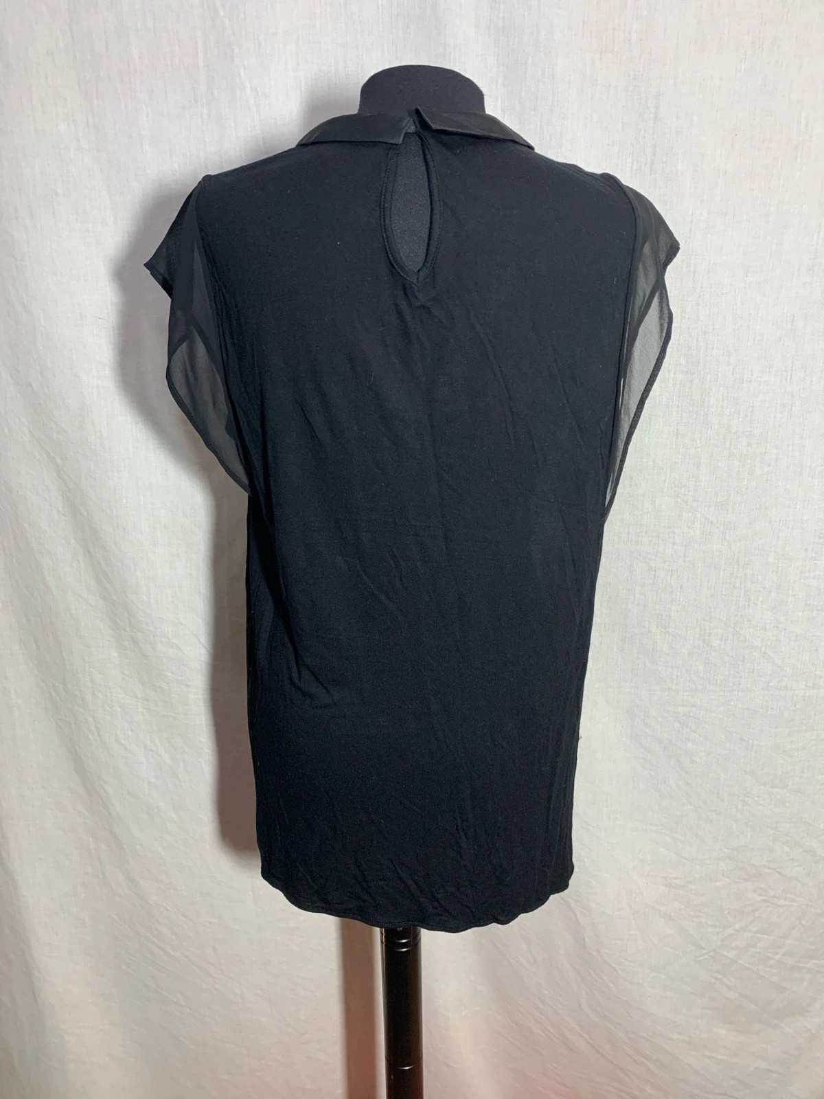 Blusa negra sin mangas y cuello de cisne | Black sleeveless turtleneck blouse | Mango – Mango – taille L / 40 / 12 2