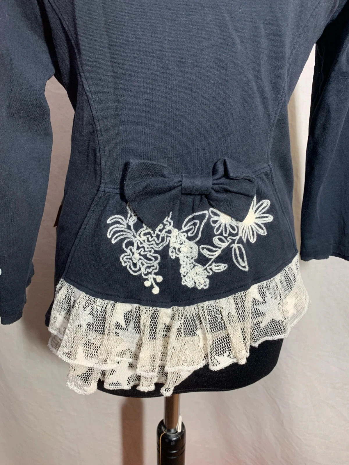 Chaqueta azul marino con bordados | Navy blue embroidered jacket | Mamatayoe – Mamatayoe – taille M / 38 / 10 4