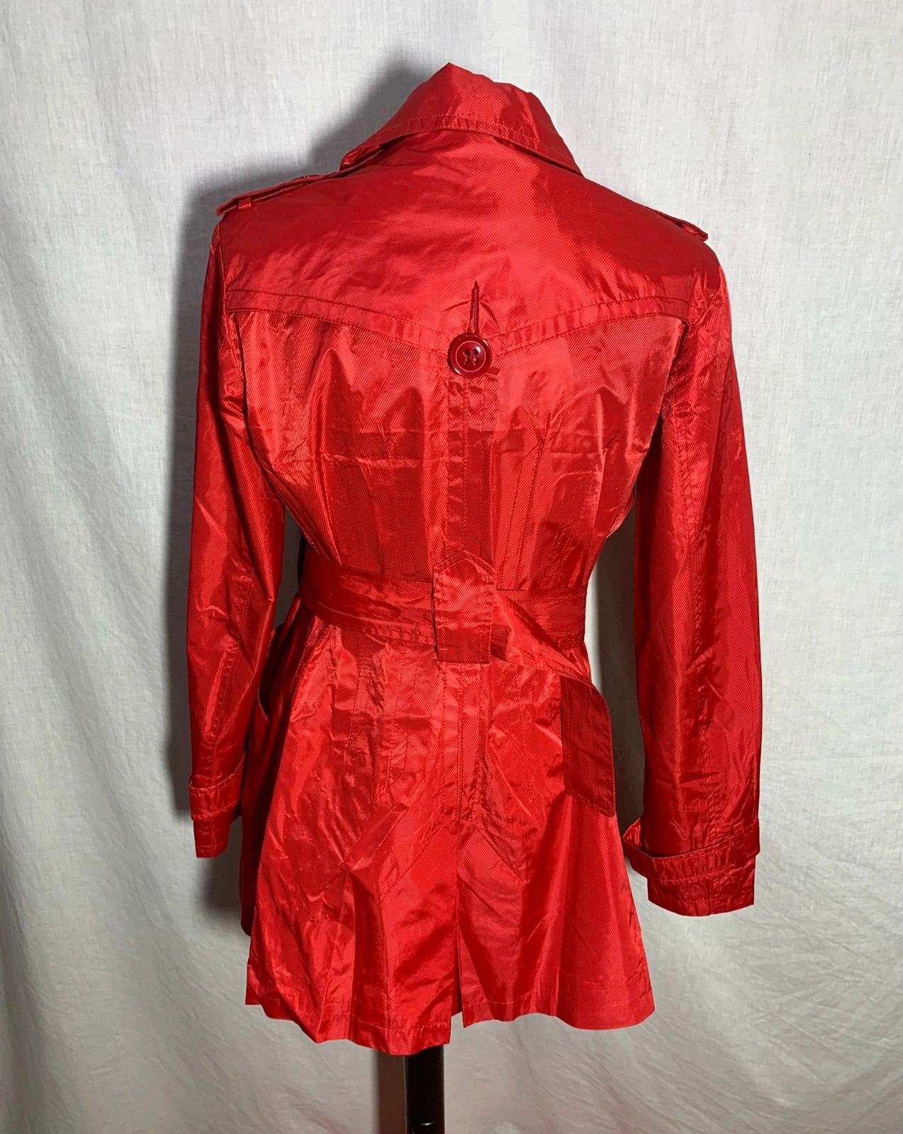 Gabardina corta retro roja | Red short retro trench coat | Hashun – Hashun – taille XL / 42 / 14 4