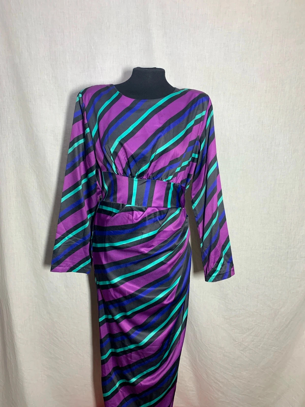 Vestido largo de fiesta morado | Purple party maxi dress | Sazalaxa