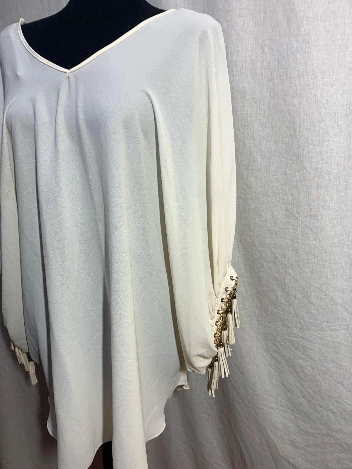 Blusa blanca ancha con detalles en las mangas | White loose blouse with sleeve details | Sara León – Vintage Dressing – taille Taille unique 5