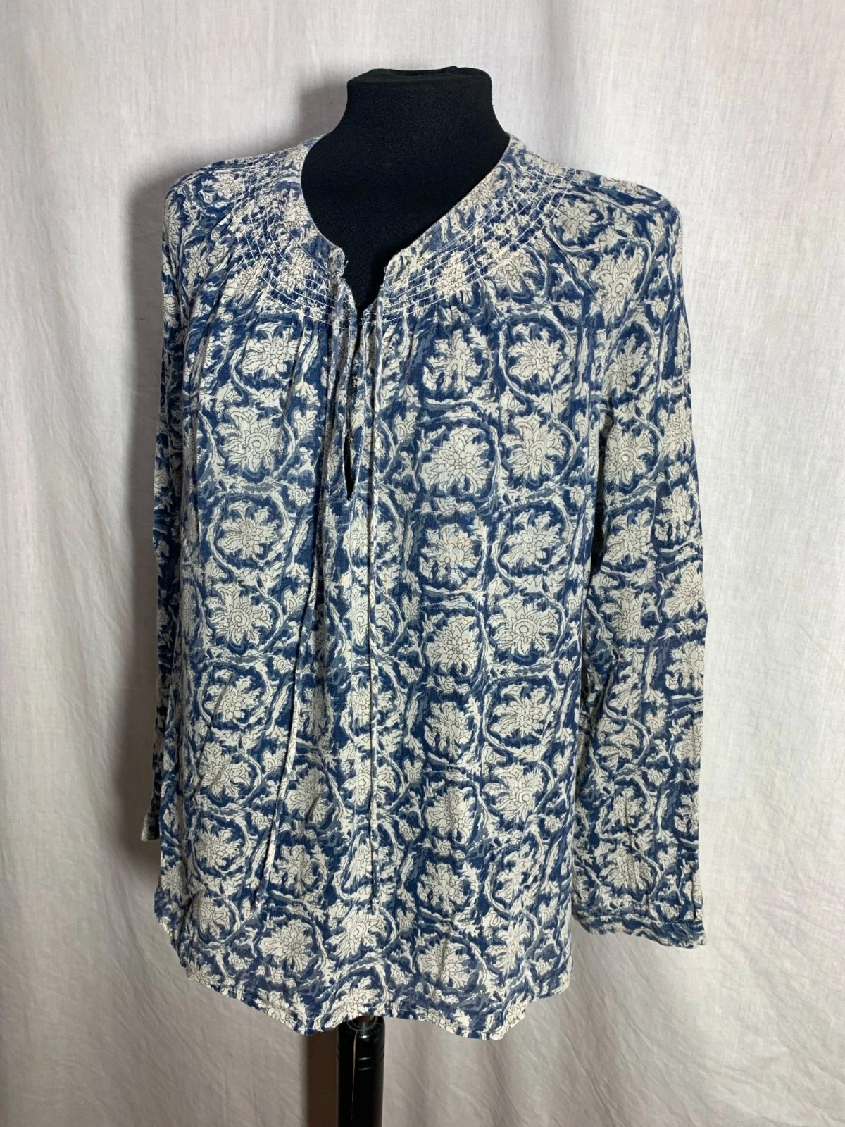 Blusa Azul y Blanca con Estampado Étnico | Blue and White Ethnic Print Blouse | Mango – Mango – taille L / 40 / 12 4