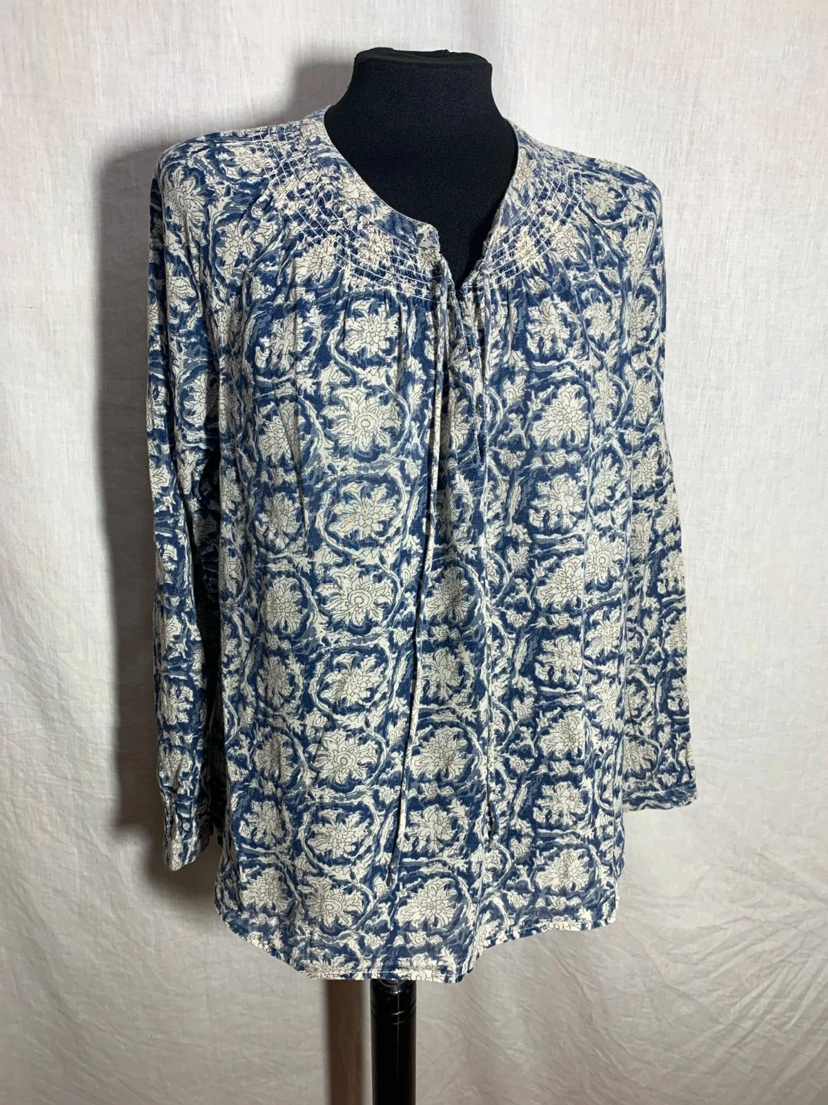 Blusa Azul y Blanca con Estampado Étnico | Blue and White Ethnic Print Blouse | Mango – Mango – taille L / 40 / 12 3