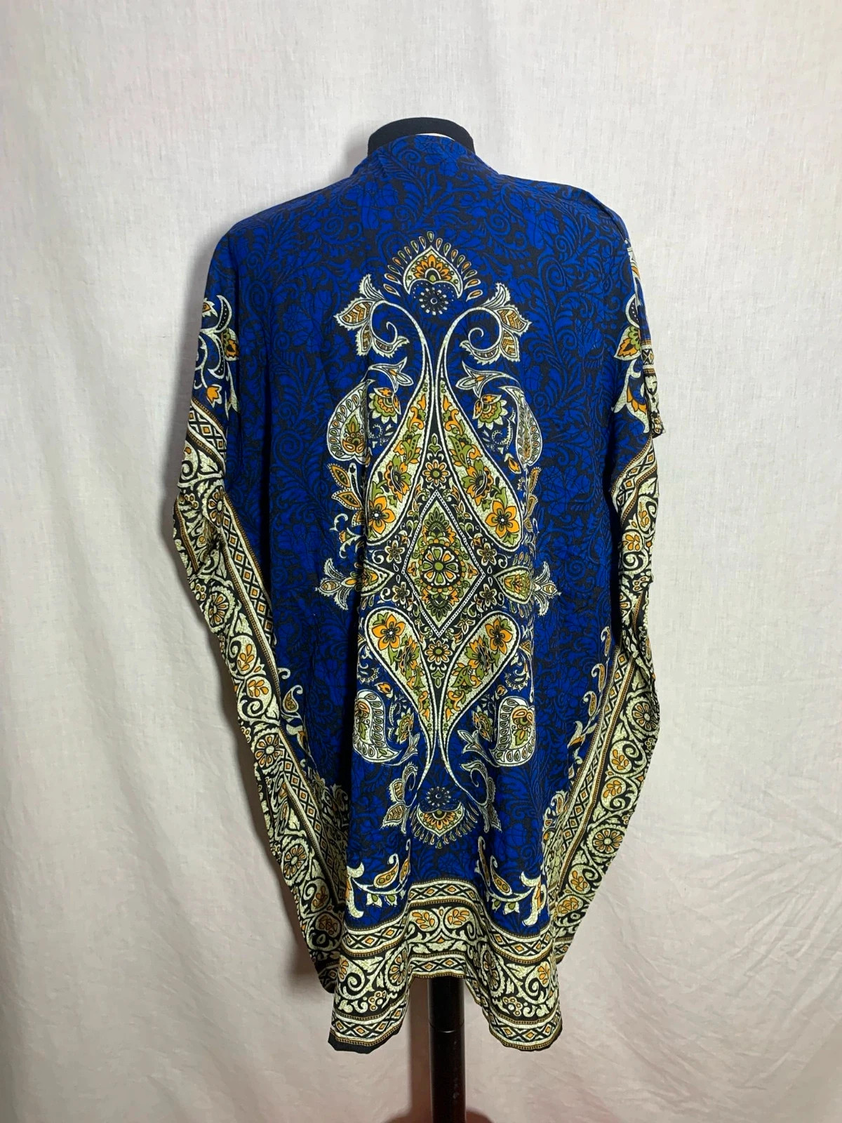 Chilaba azul con detalles dorados | Blue djellaba with gold details – Vestido – taille Taille unique 2