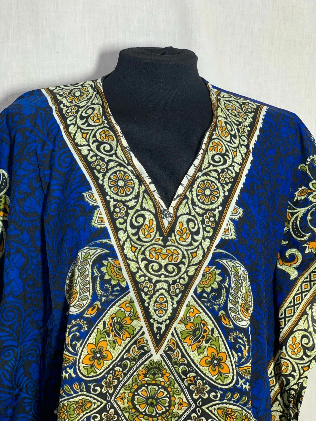 Chilaba azul con detalles dorados | Blue djellaba with gold details – Vestido – taille Taille unique 5