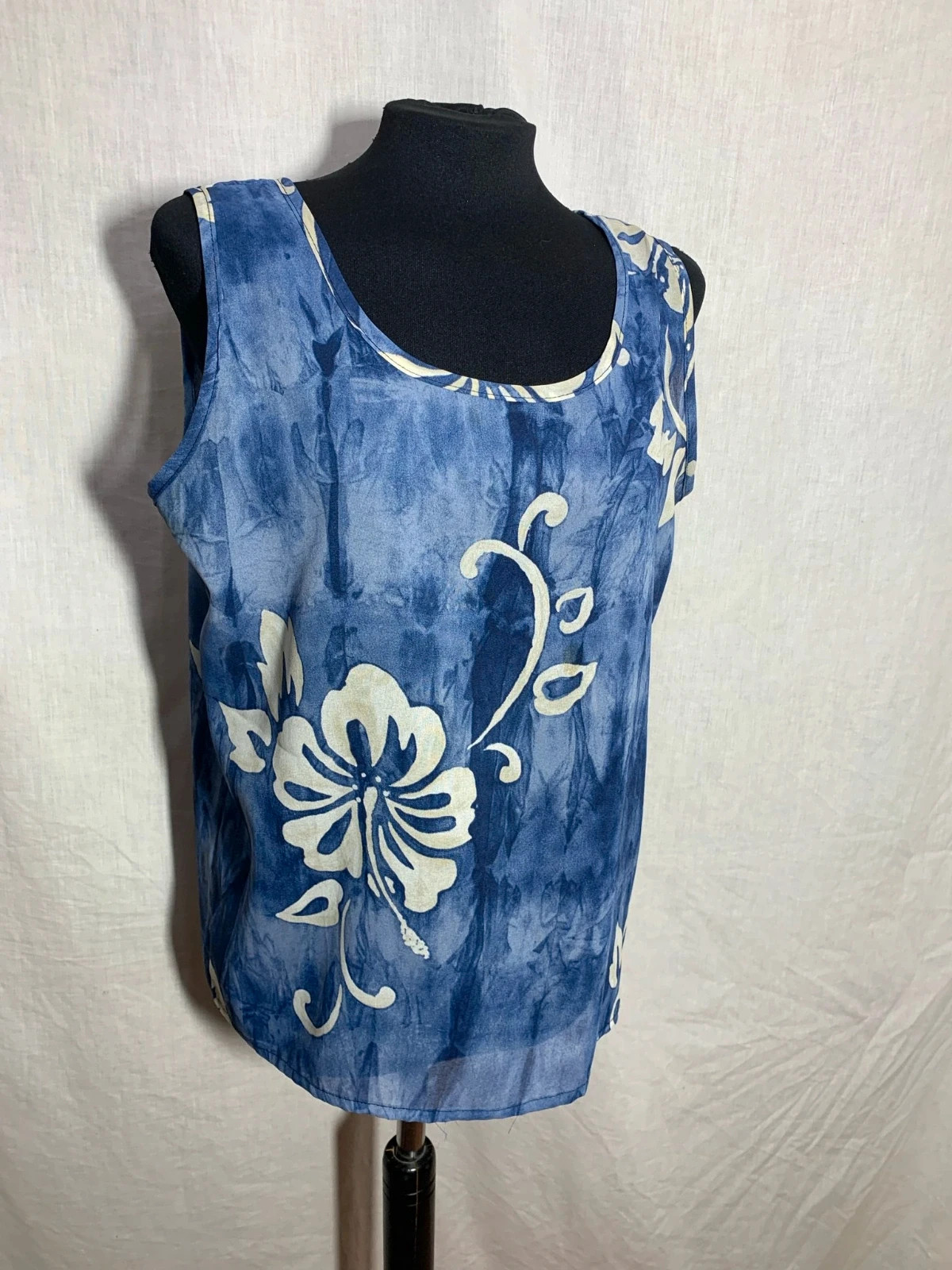 Blusa Azul sin Mangas con Estampado Floral | Blue Sleeveless Floral Blouse – Vintage Dressing – taille XXL / 44 / 16 4