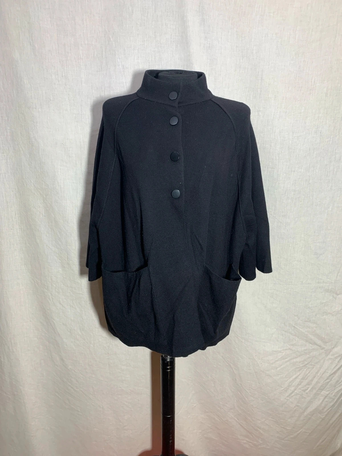 Abrigo Corto Negro de Punto | Black Short Knit Coat | Parfois