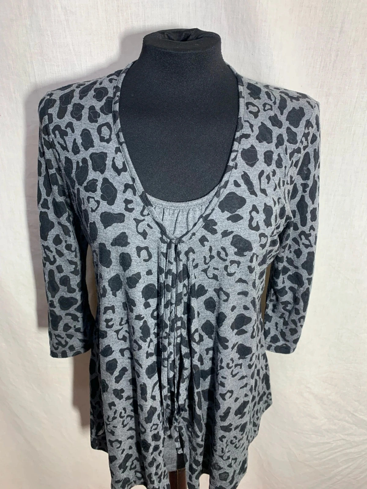 Blusa con Estampado de Leopardo Gris | Grey Leopard Print Blouse | Festa – Festa – taille XXXL / 46 / 18 3