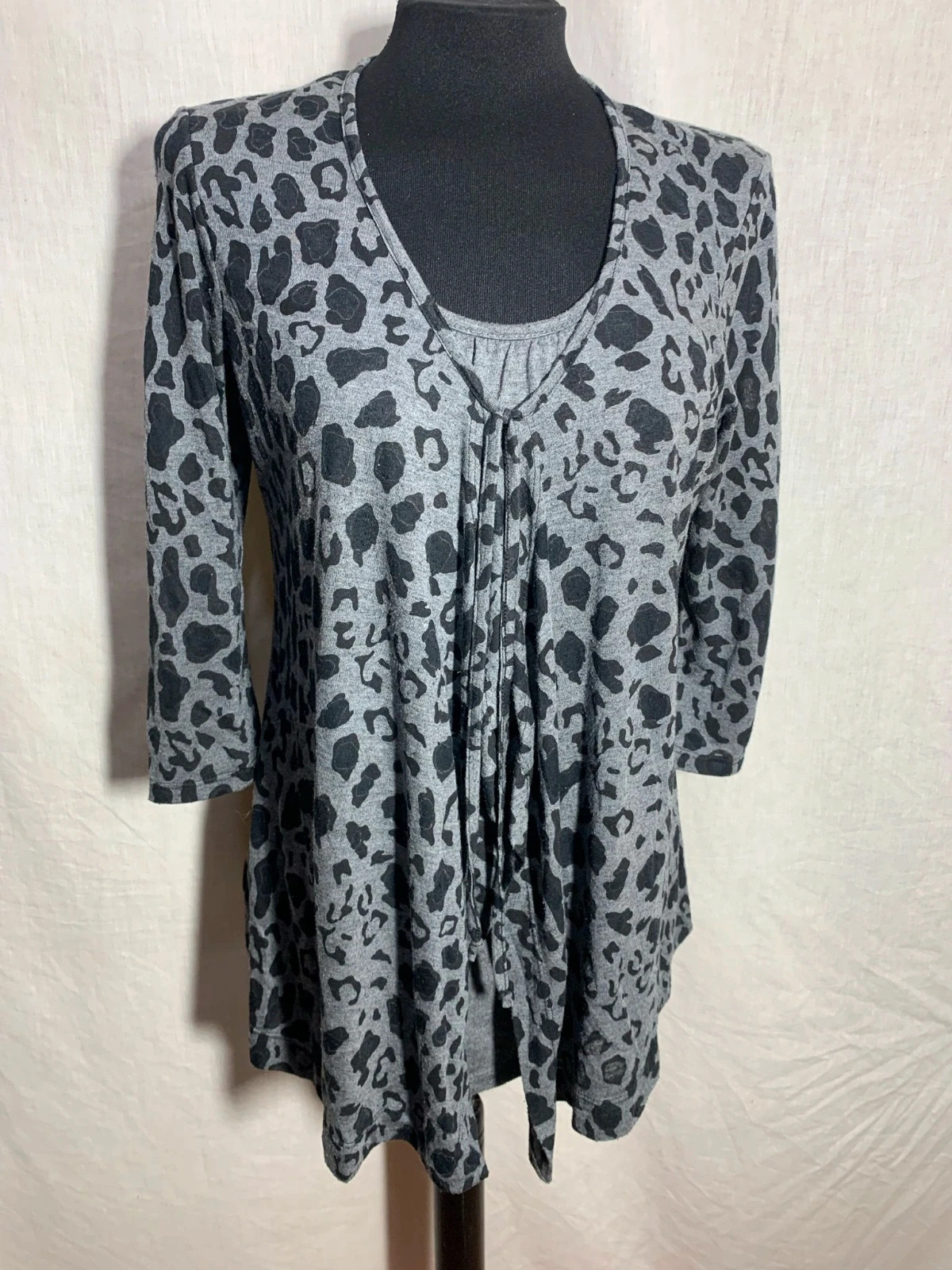 Blusa con Estampado de Leopardo Gris | Grey Leopard Print Blouse | Festa – Festa – taille XXXL / 46 / 18 4