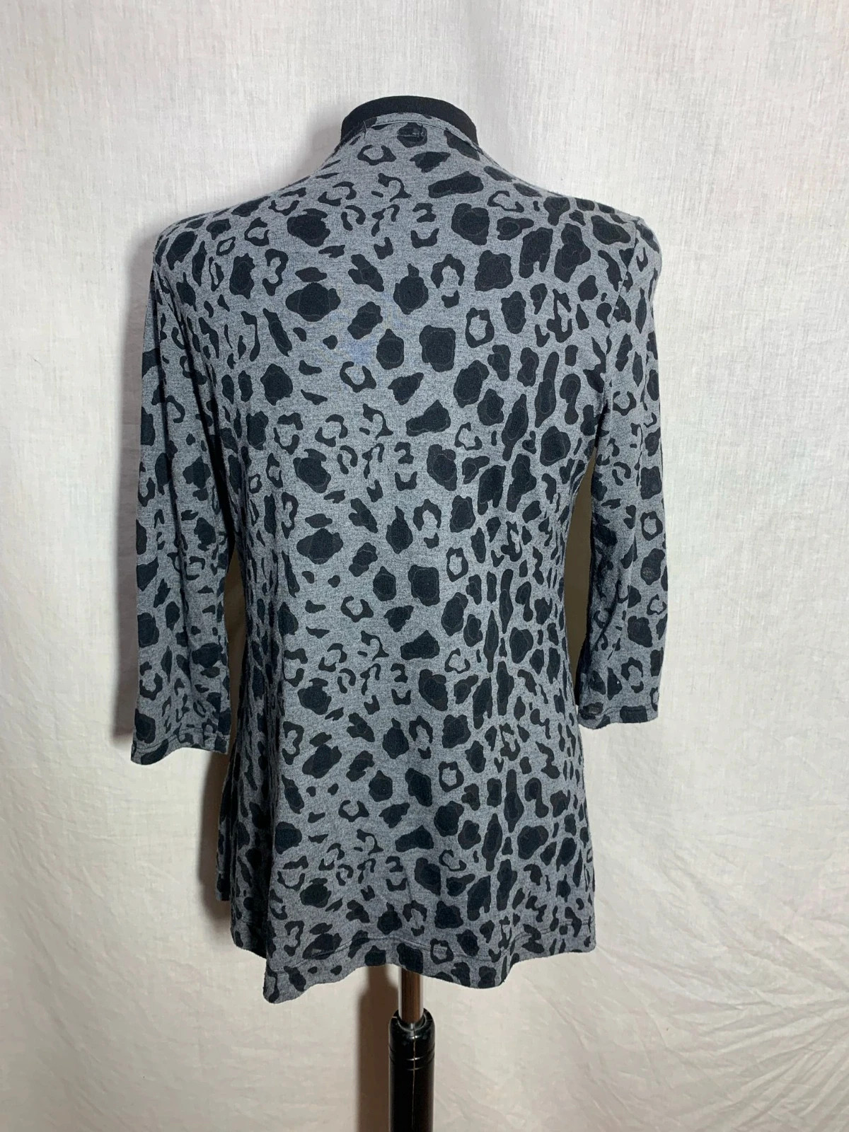 Blusa con Estampado de Leopardo Gris | Grey Leopard Print Blouse | Festa – Festa – taille XXXL / 46 / 18 2