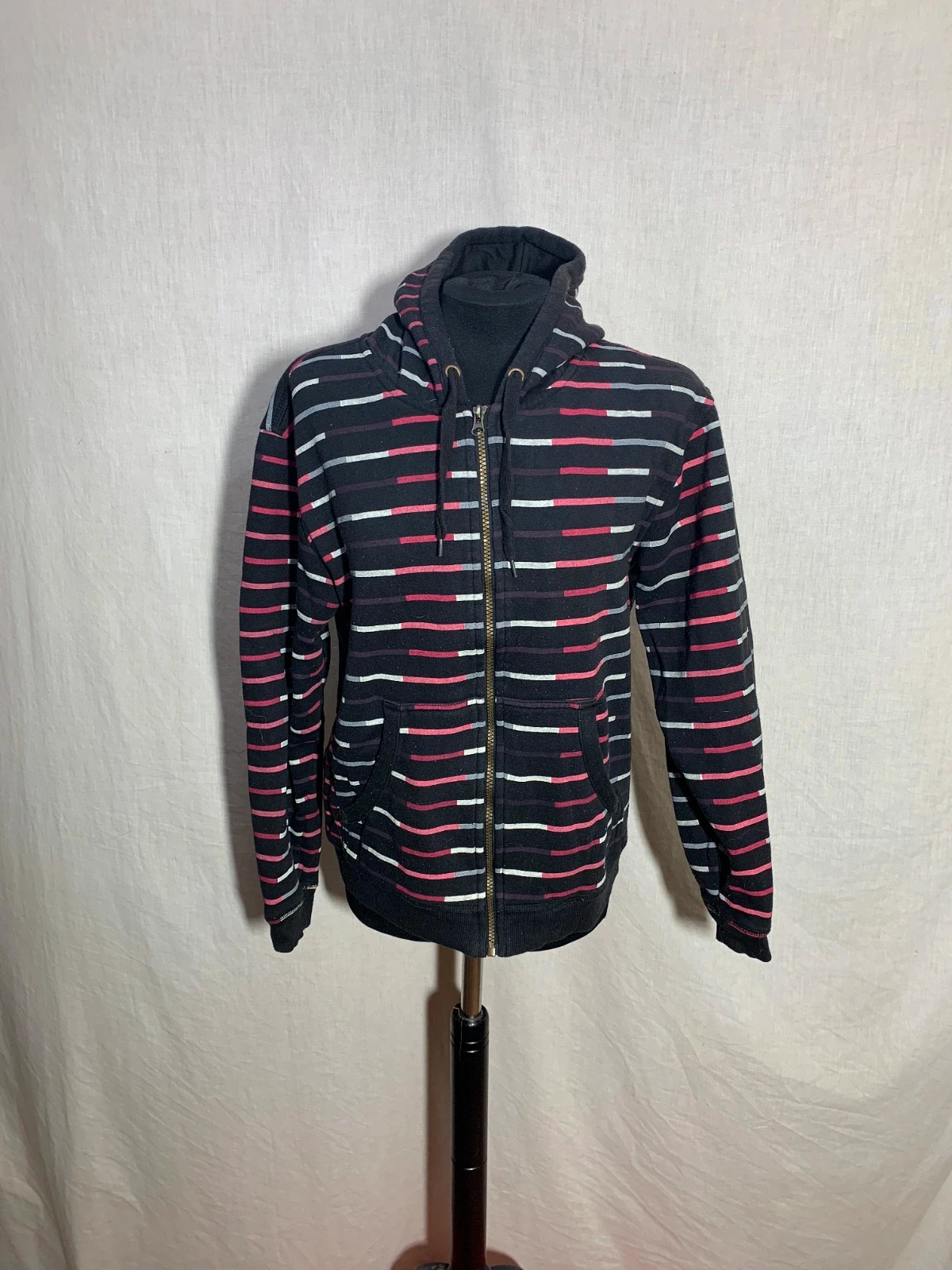 Sudadera con cremallera y capucha | Zip-up hoodie | Boomerang