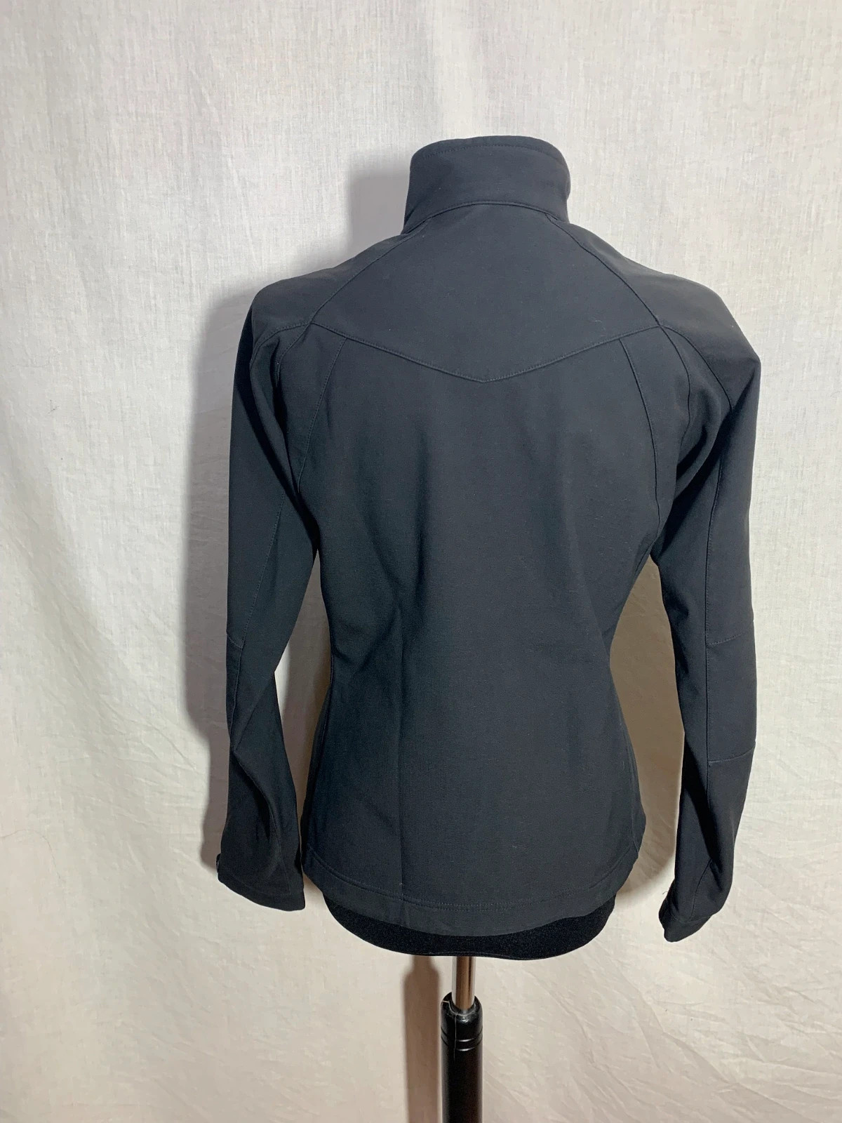 Chaqueta softshell negra | Black softshell jacket | Decathlon – Decathlon – taille XS / 34 / 6 4