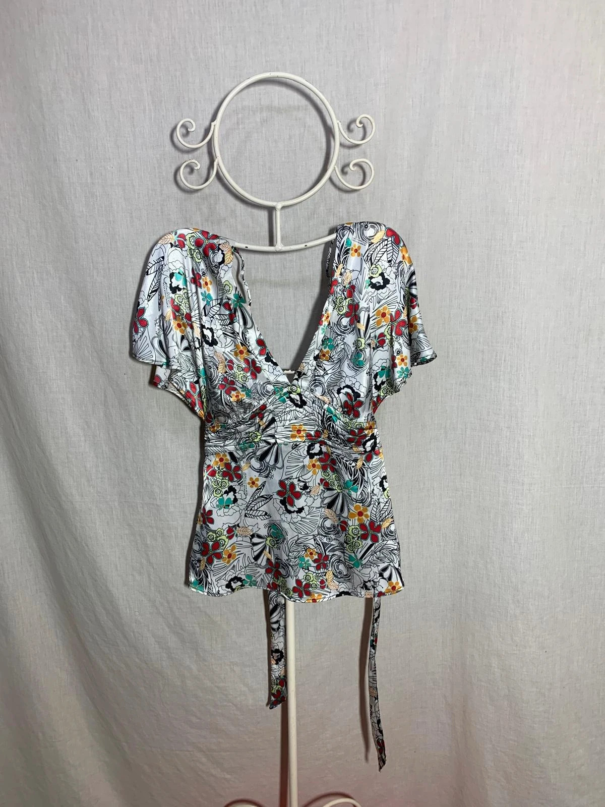 Blusa Satinada con Estampado Floral | Floral Satin Blouse | Inditex