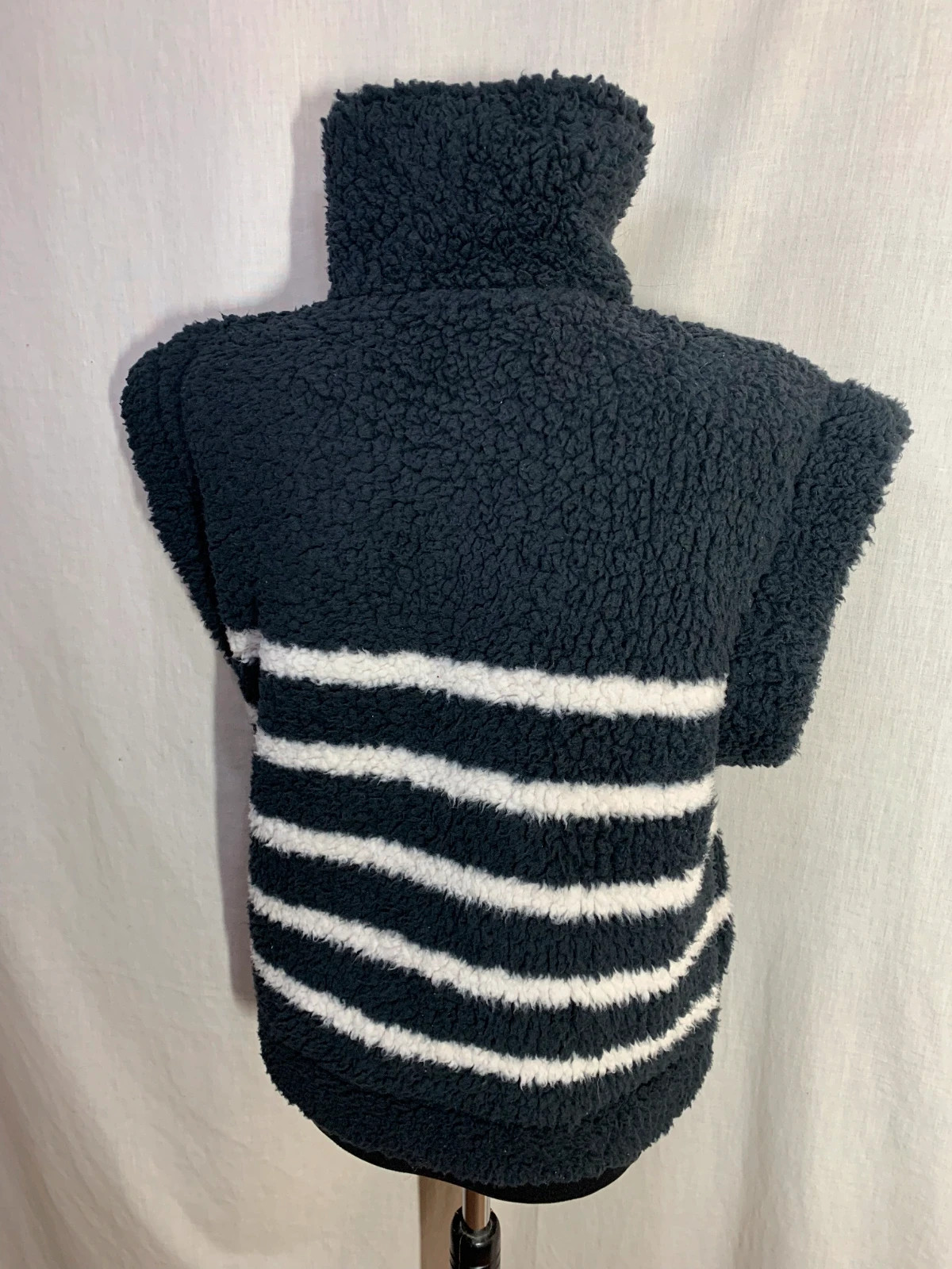 Jersey sin Mangas Azul Marino con Puntilla | Navy Blue Sleeveless Sweater | Women'Secret – Women'secret – taille M / 38 / 10 4