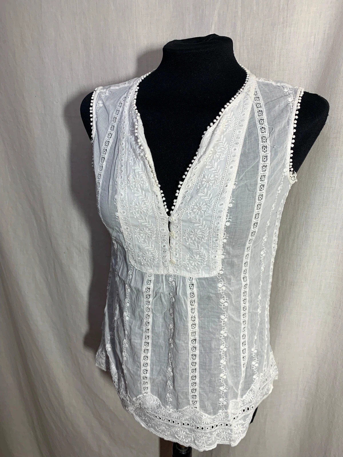 Blusa sin Mangas de Algodón con Bordados | Embroidered Cotton Sleeveless Blouse | Massimo Dutti – Massimo Dutti – taille M / 38 / 10 5