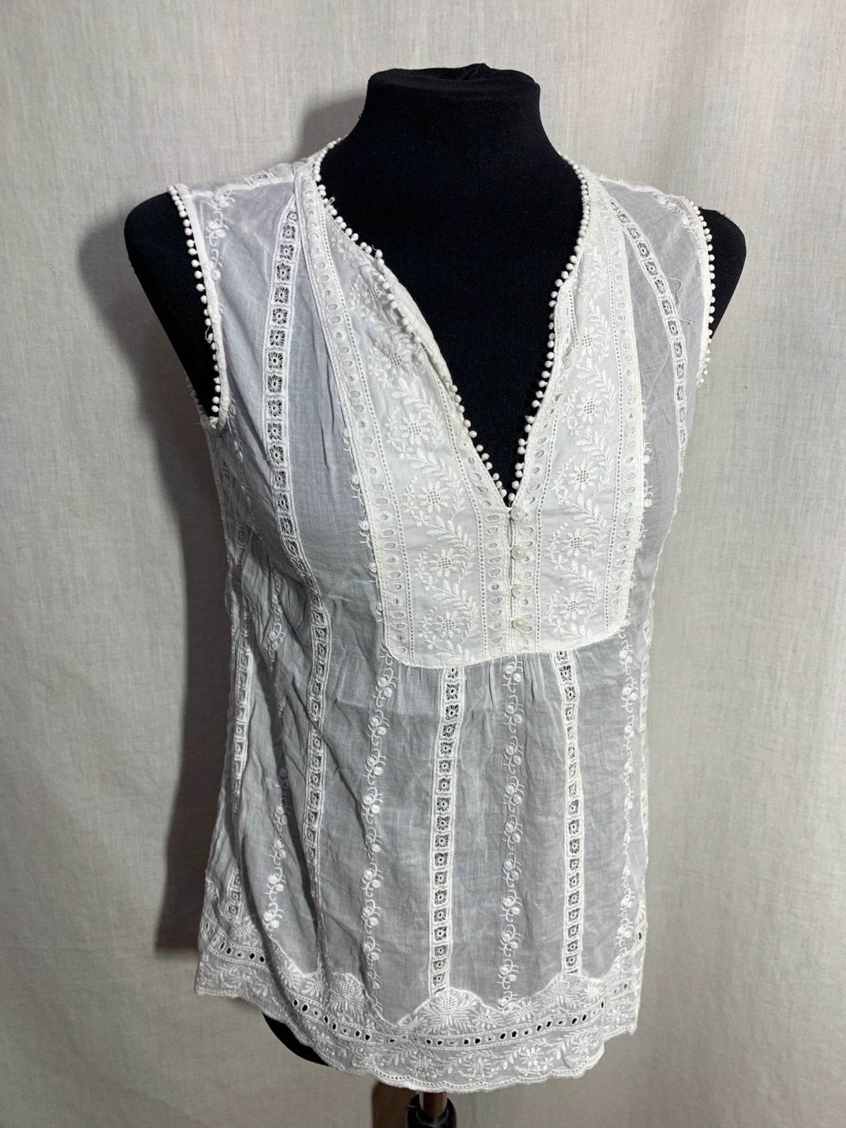 Blusa sin Mangas de Algodón con Bordados | Embroidered Cotton Sleeveless Blouse | Massimo Dutti – Massimo Dutti – taille M / 38 / 10 4