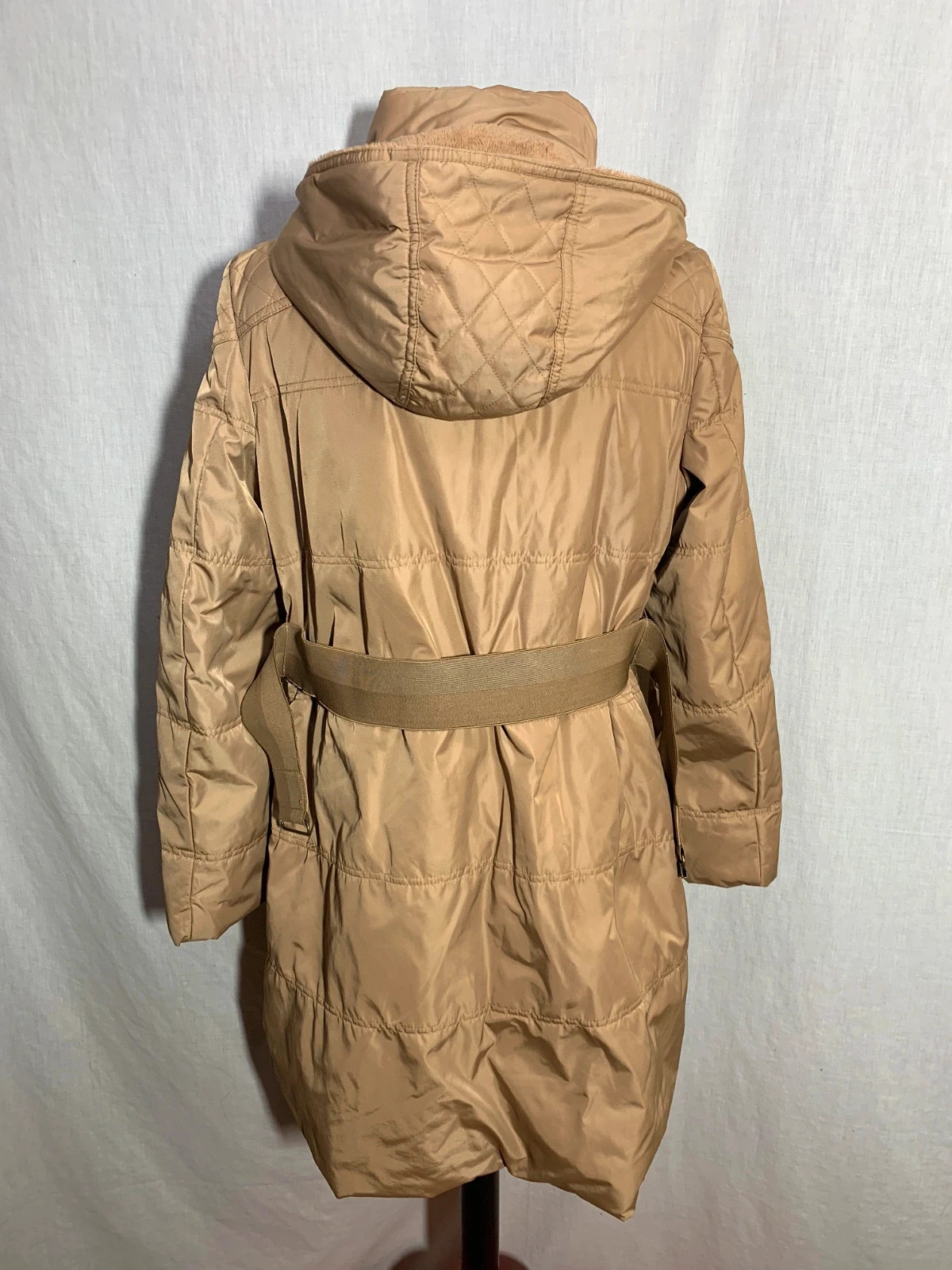 Abrigo Acolchado Camel | Camel Quilted Coat | Adolfo Domínguez – Adolfo Dominguez – taille XXL / 44 / 16 2