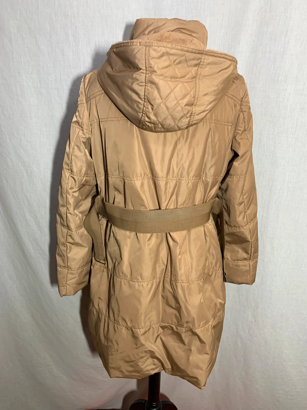 Abrigo Acolchado Camel | Camel Quilted Coat | Adolfo Domínguez – Adolfo Dominguez – taille XXL / 44 / 16 5