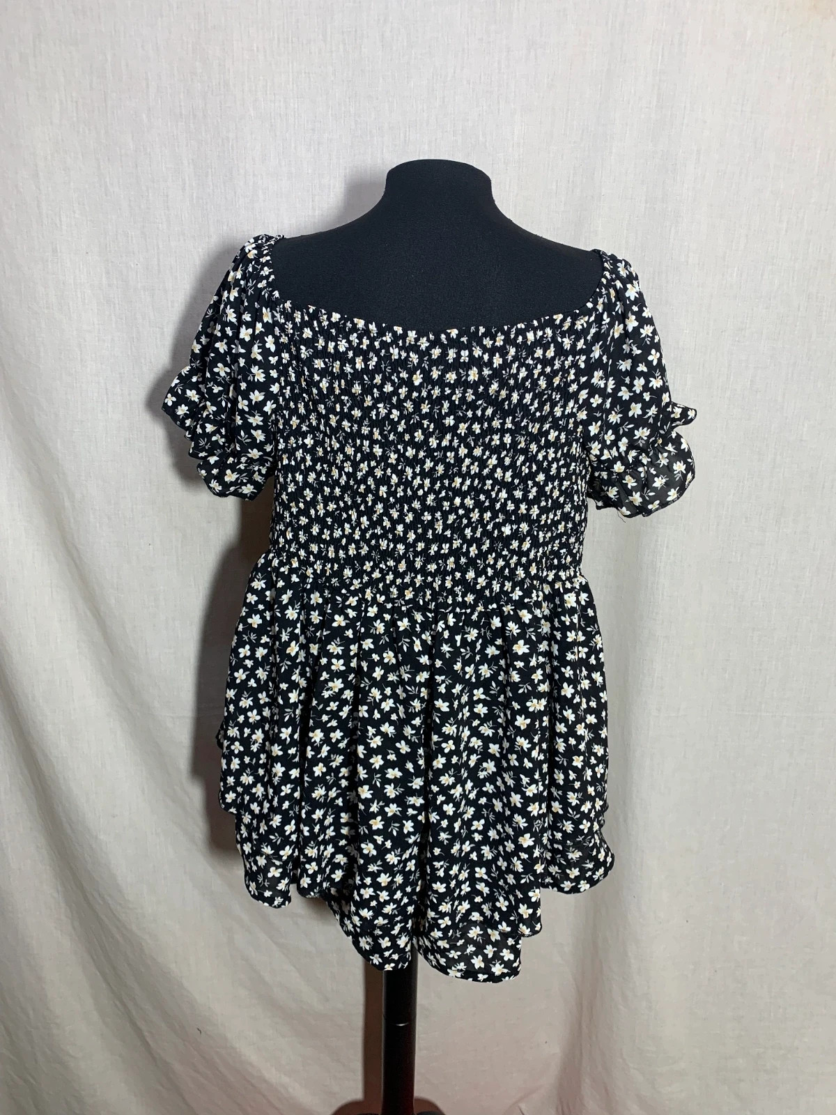 Mono Corto Floral | Floral Tea Jumpsuit | Shein Curve – Shein – taille XXL / 44 / 16 3