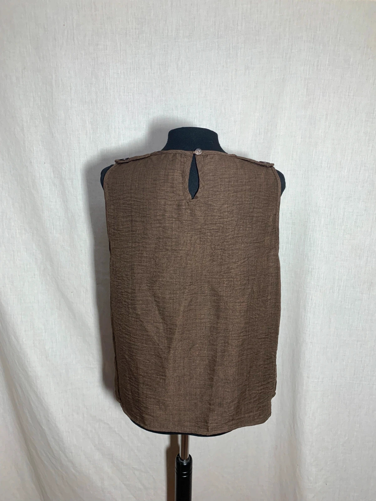 Blusa Texturizada sin Mangas | Sleeveless Textured Blouse – Vintage Dressing – taille XL / 42 / 14 2