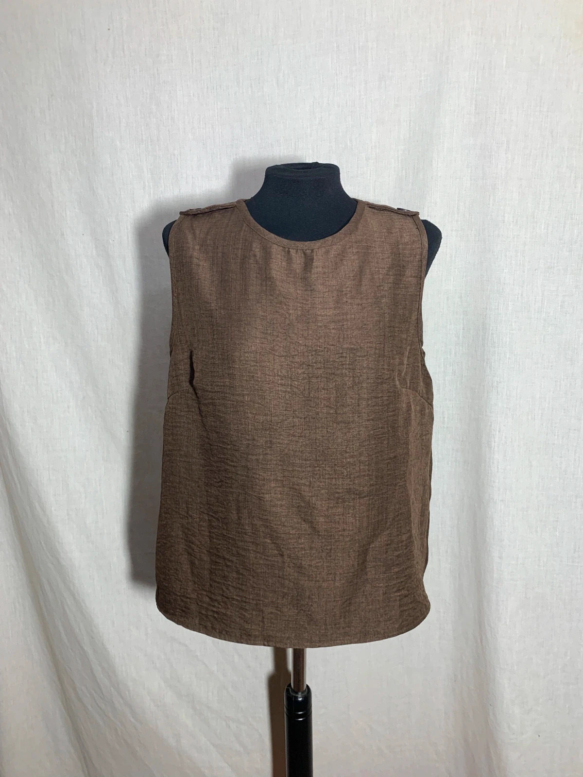 Blusa Texturizada sin Mangas | Sleeveless Textured Blouse – Vintage Dressing – taille XL / 42 / 14