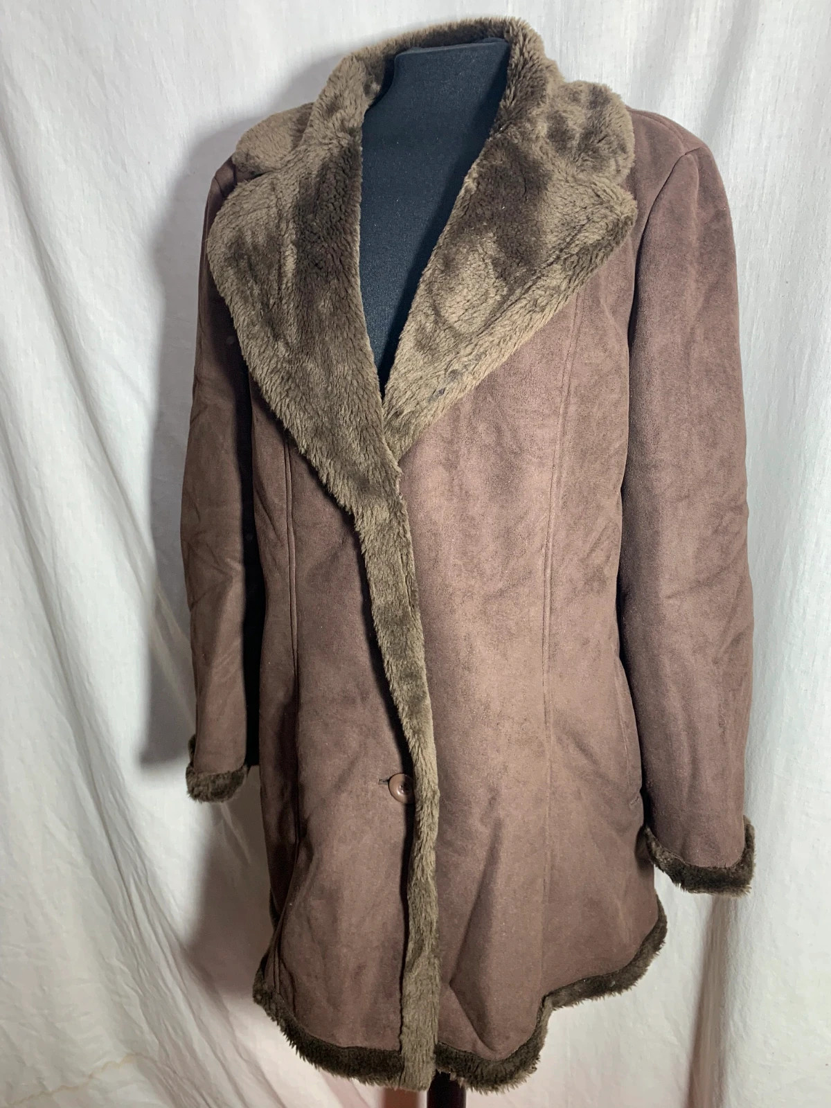 Abrigo de Antelina y Pelo | Faux Suede Coat | Punto Roma – Punto Roma – taille 5XL / 50 / 22 3