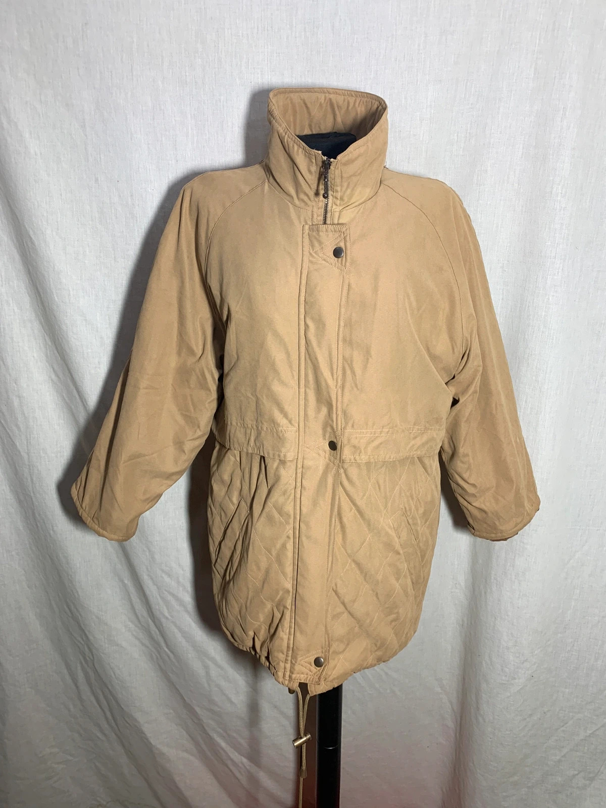 Chaquetón Acolchado | Quilted Jacket | Vinci Outwear – Vintage Dressing – taille XXXL / 46 / 18