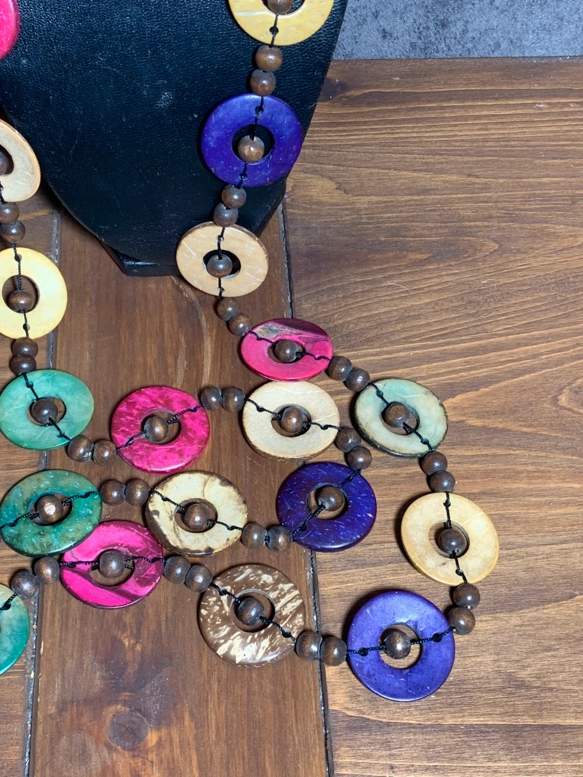 Collar largo de piezas circulares | Long necklace with circular pieces – Accessories 4