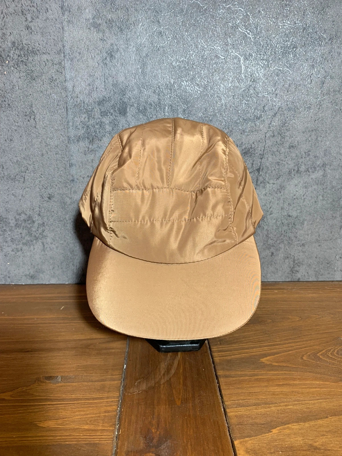 Gorra acolchada marrón camel | Brown quilted cap | Parfois – Parfois – taille Taille unique