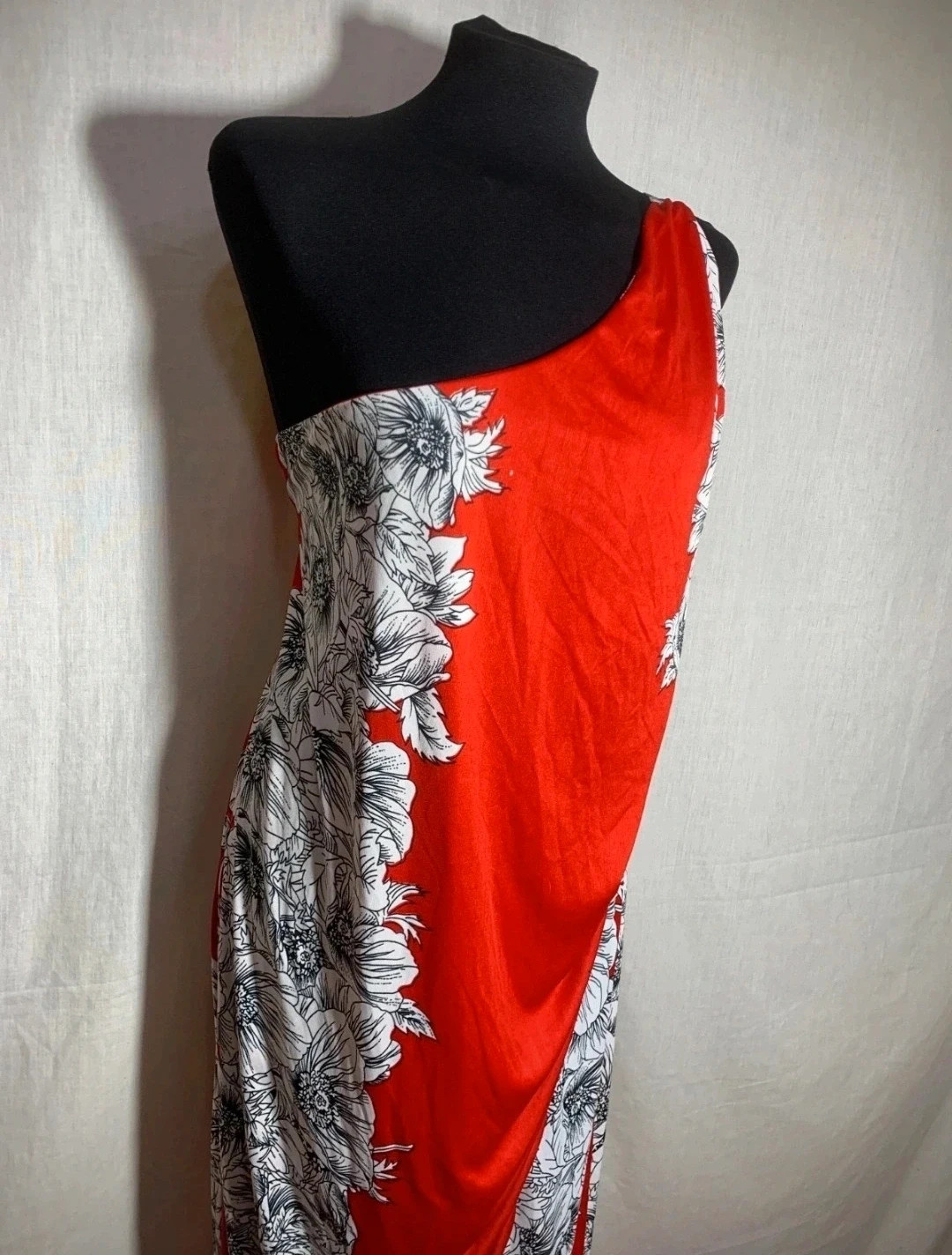 Mono de boda rojo con estampado floral Almatrichi | Red Floral Print Wedding Jumpsuit – Almatrichi – taille M / 38 / 10 4