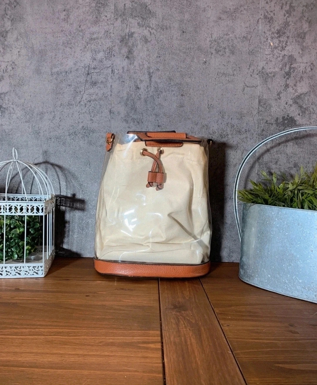 Bolso Tipo Cubo Transparente | Transparent Bucket Bag | Sac Seau Transparent